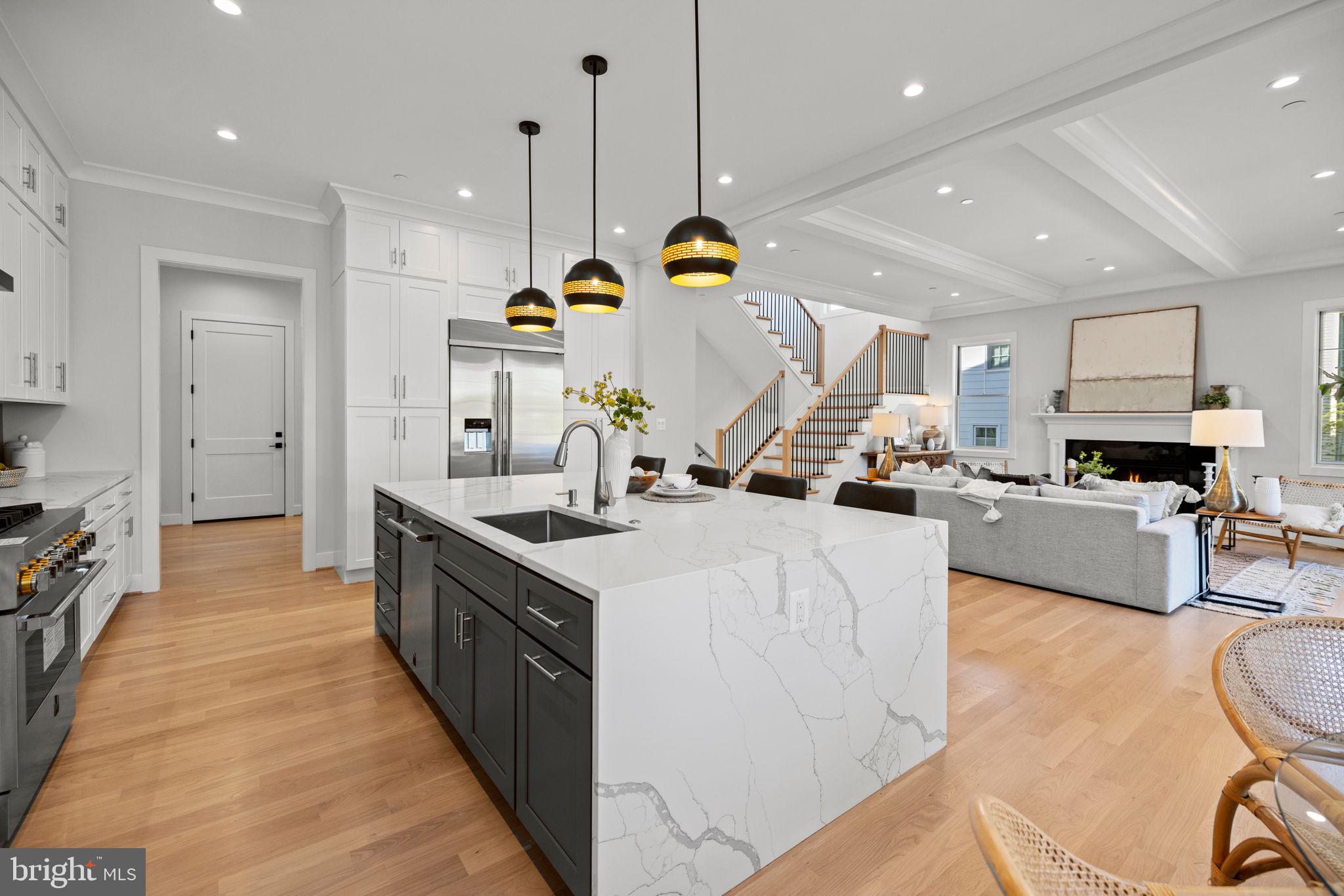 GLEN COVE - Residential