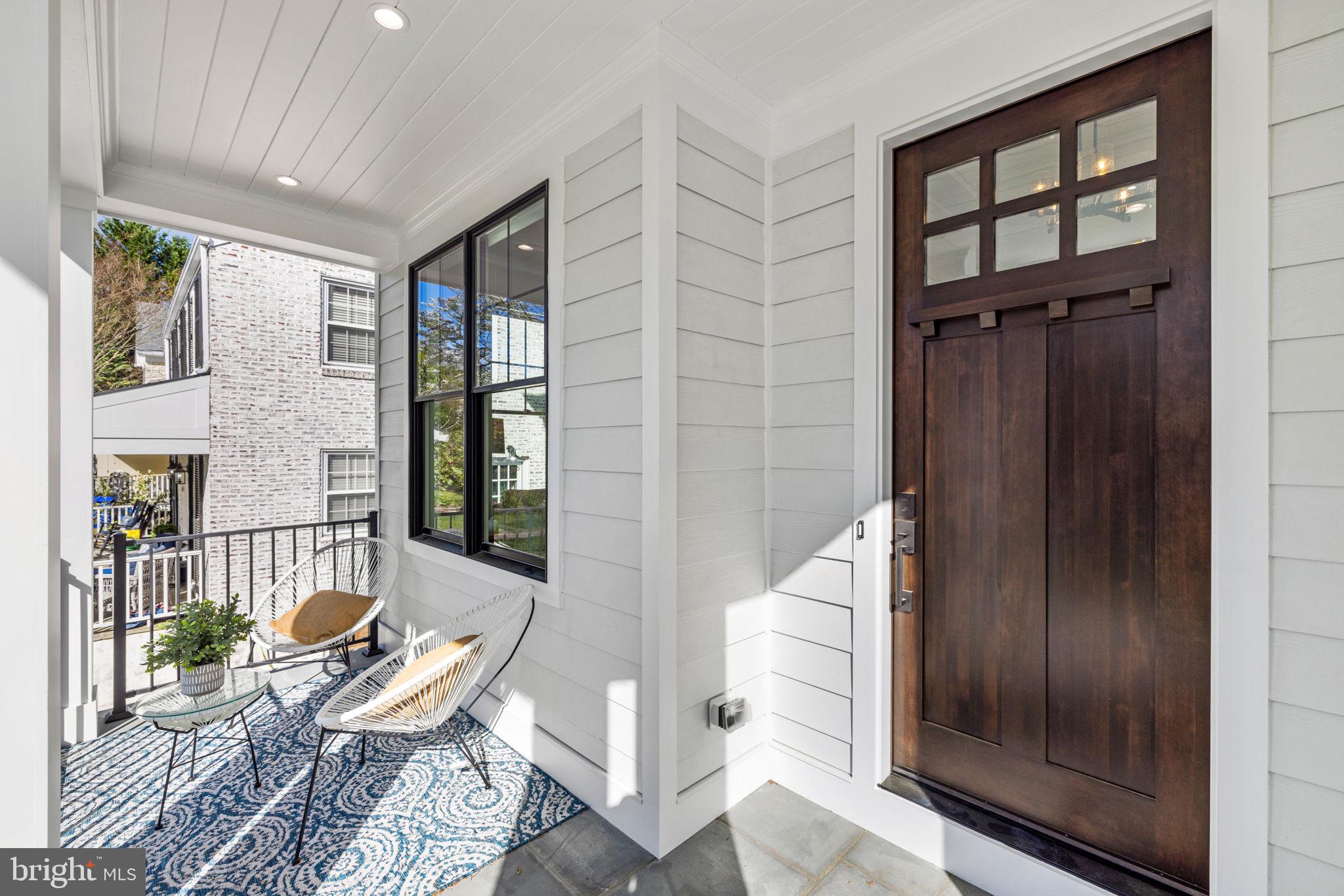 GLEN COVE - Residential