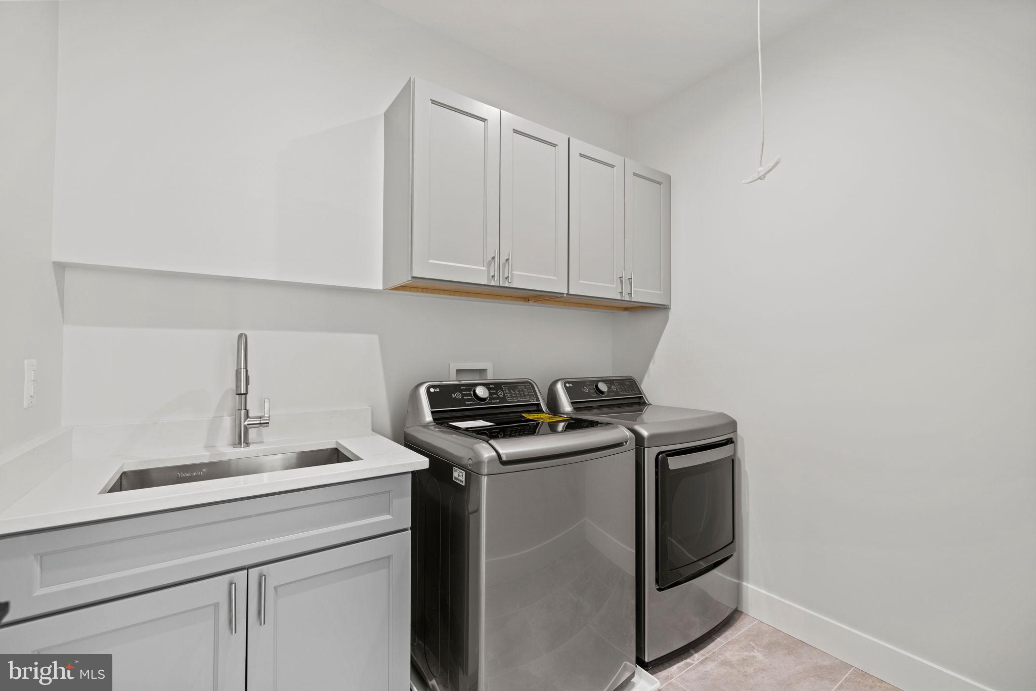 GLEN COVE - Residential