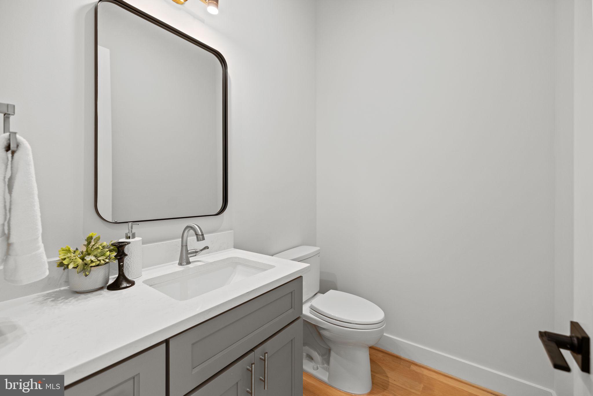 GLEN COVE - Residential