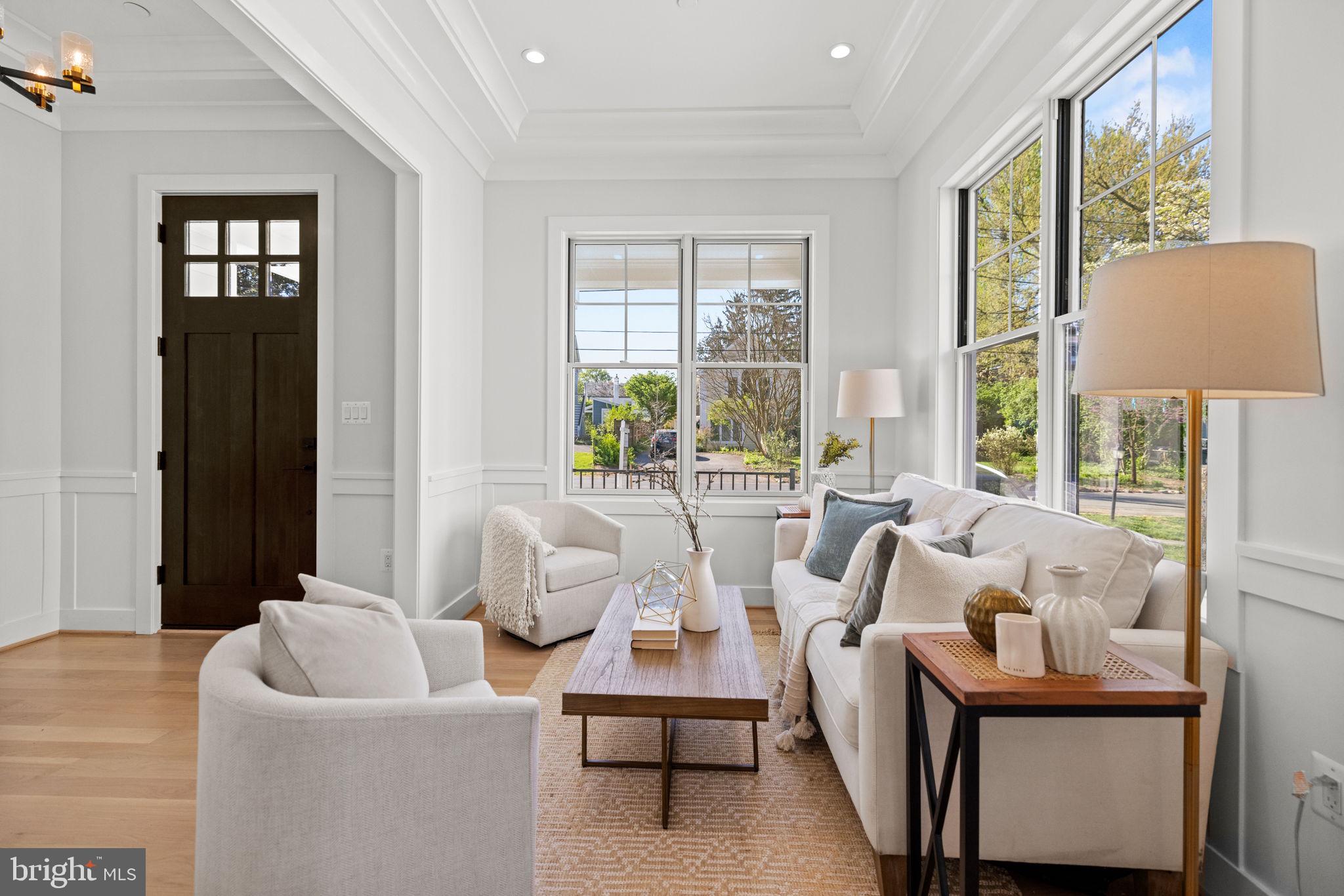 GLEN COVE - Residential