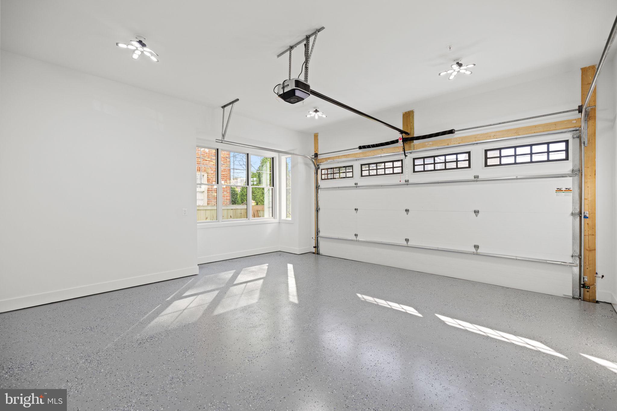 GLEN COVE - Residential