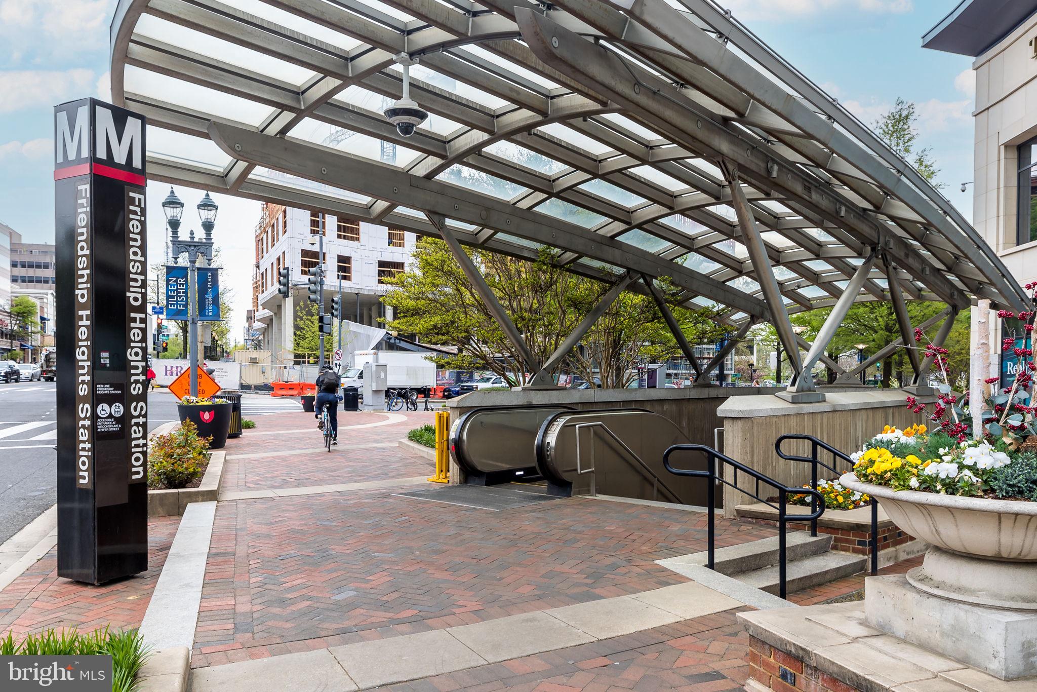 GLEN COVE - Residential