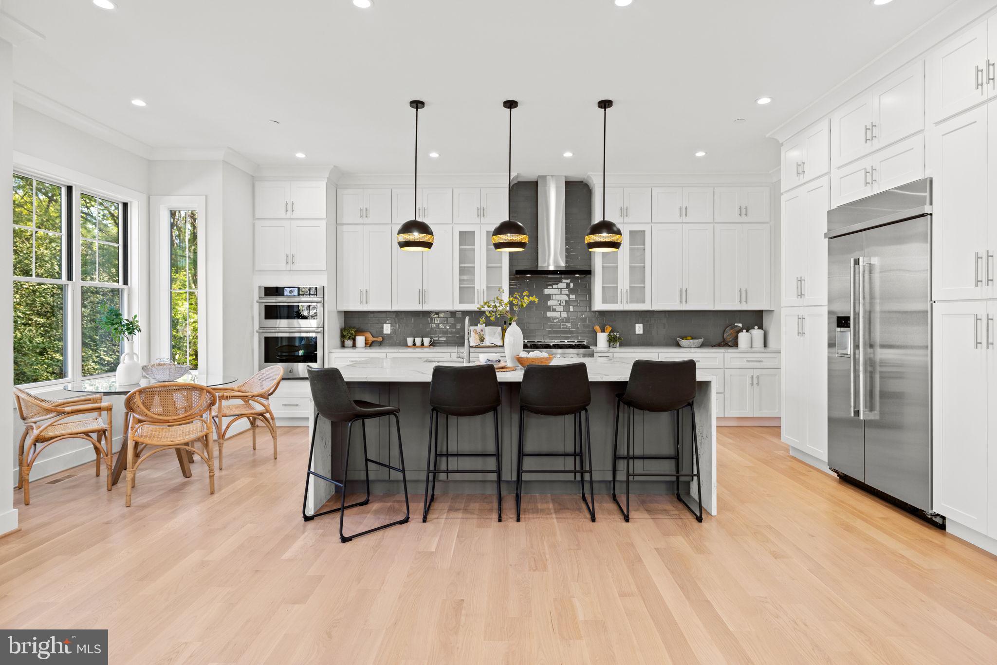 GLEN COVE - Residential