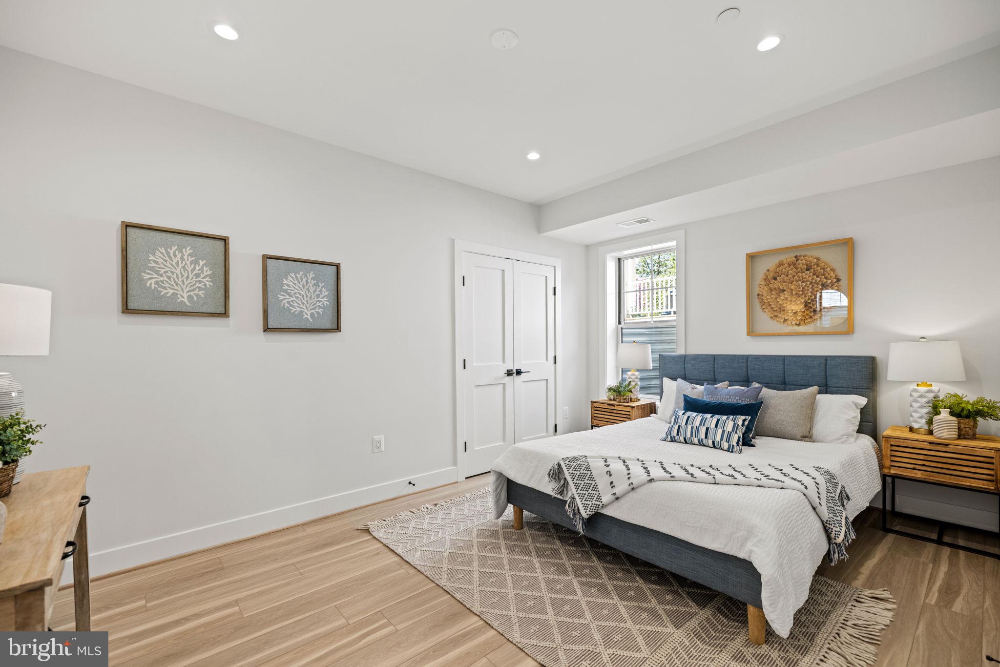 GLEN COVE - Residential