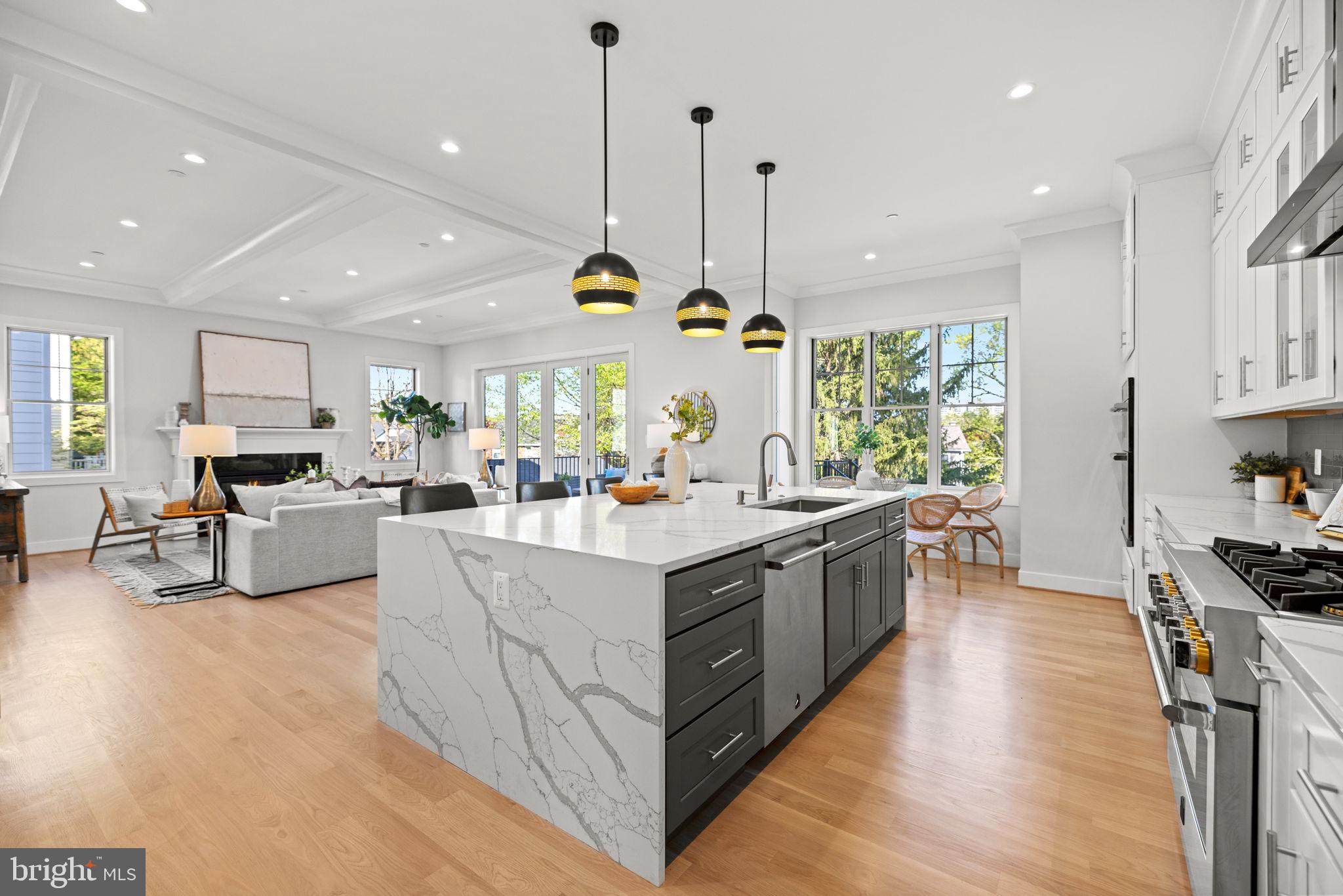 GLEN COVE - Residential