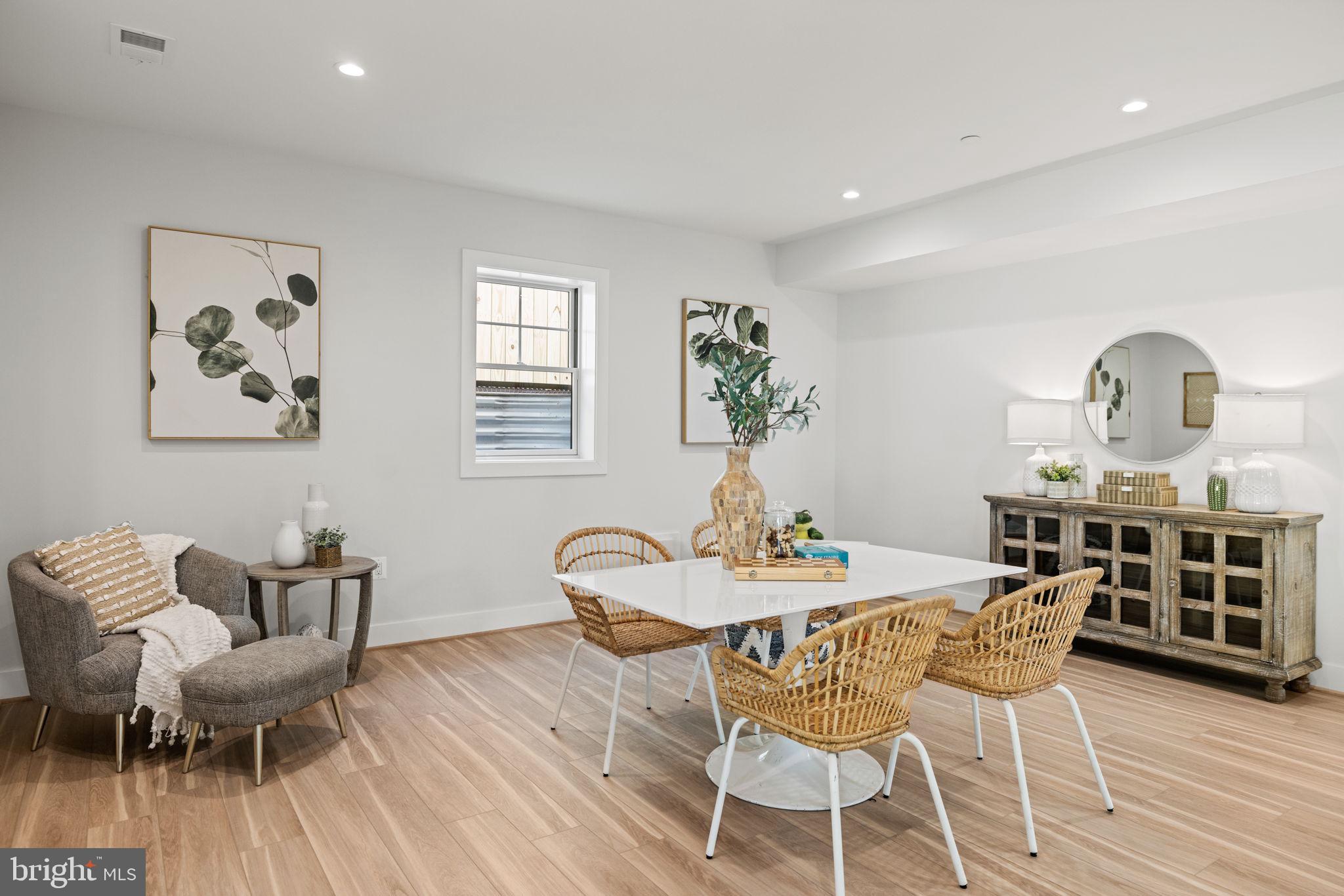 GLEN COVE - Residential