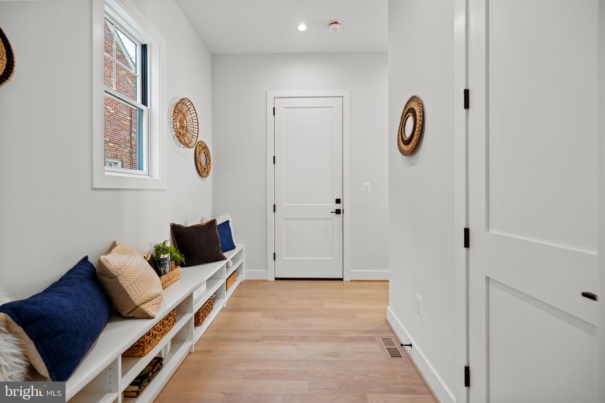 GLEN COVE - Residential