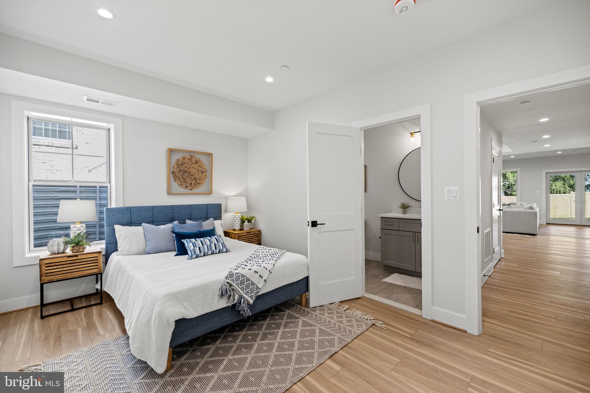 GLEN COVE - Residential