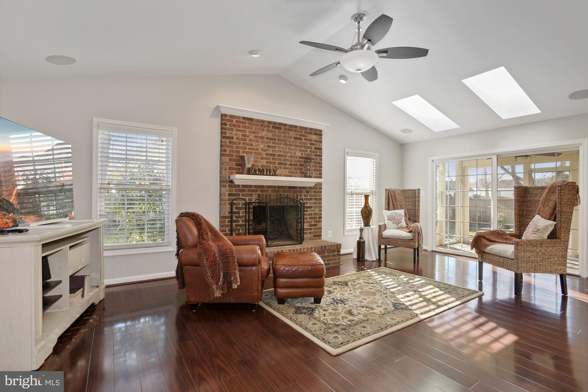 STONEYBROOKE - Residential