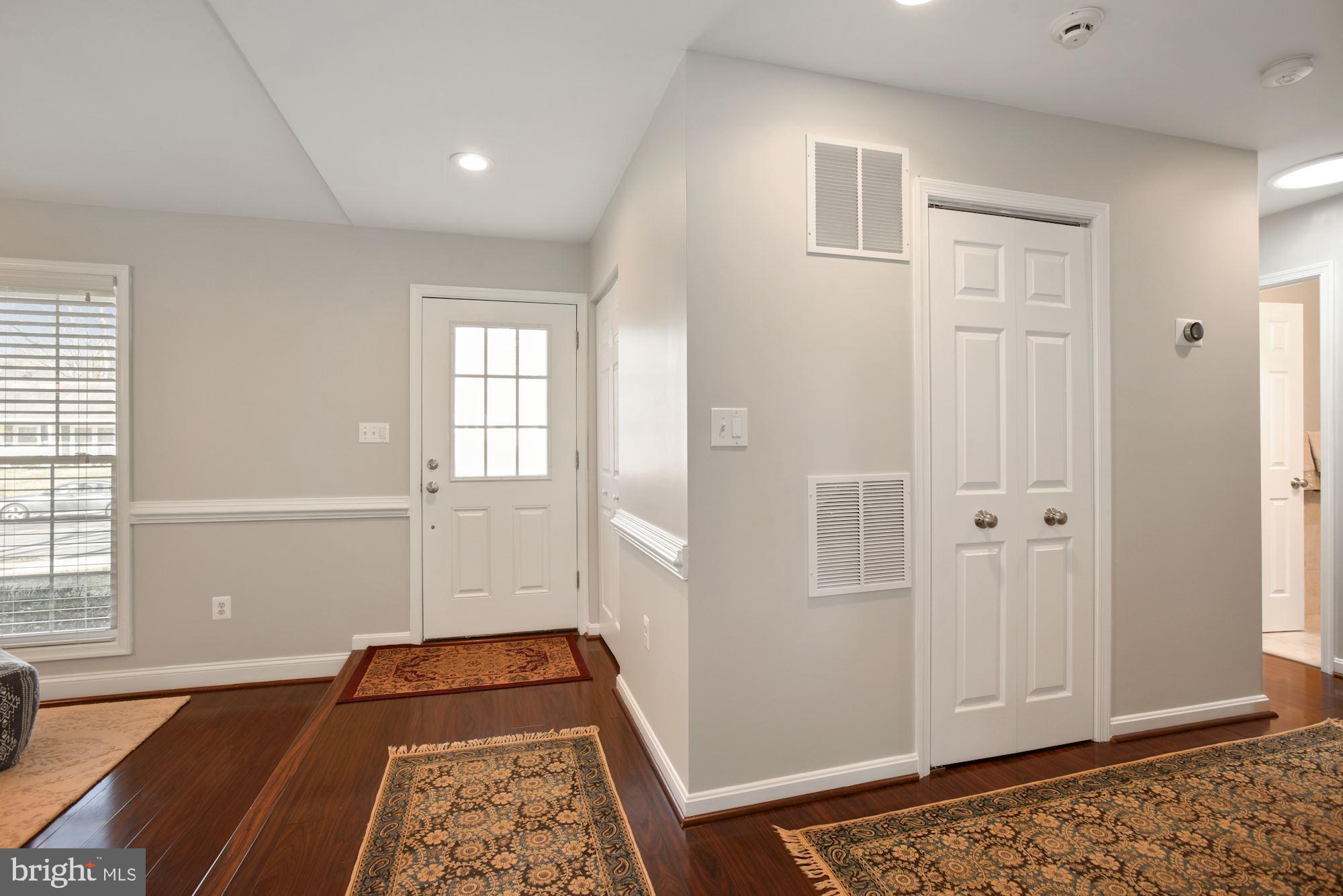 STONEYBROOKE - Residential