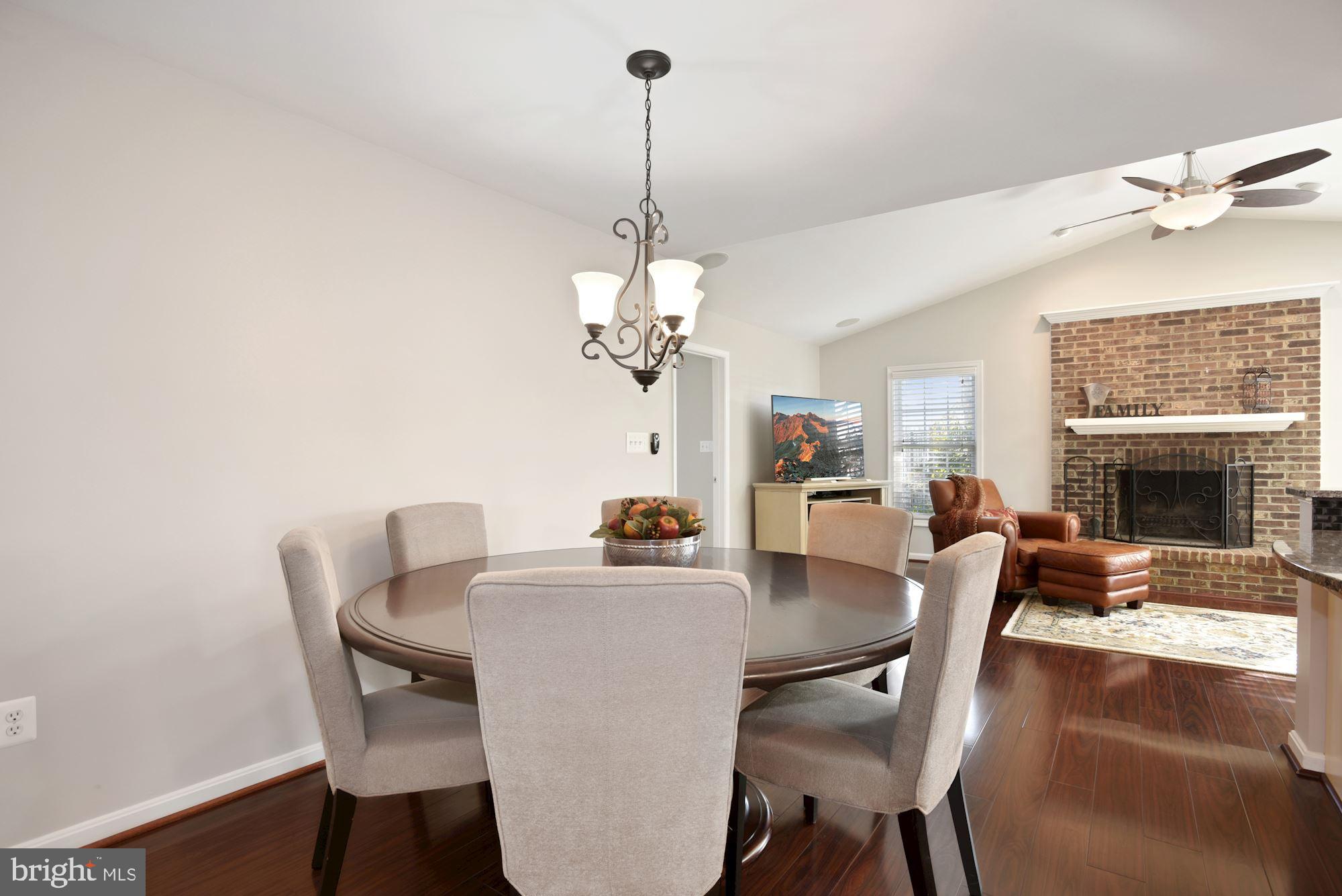 STONEYBROOKE - Residential