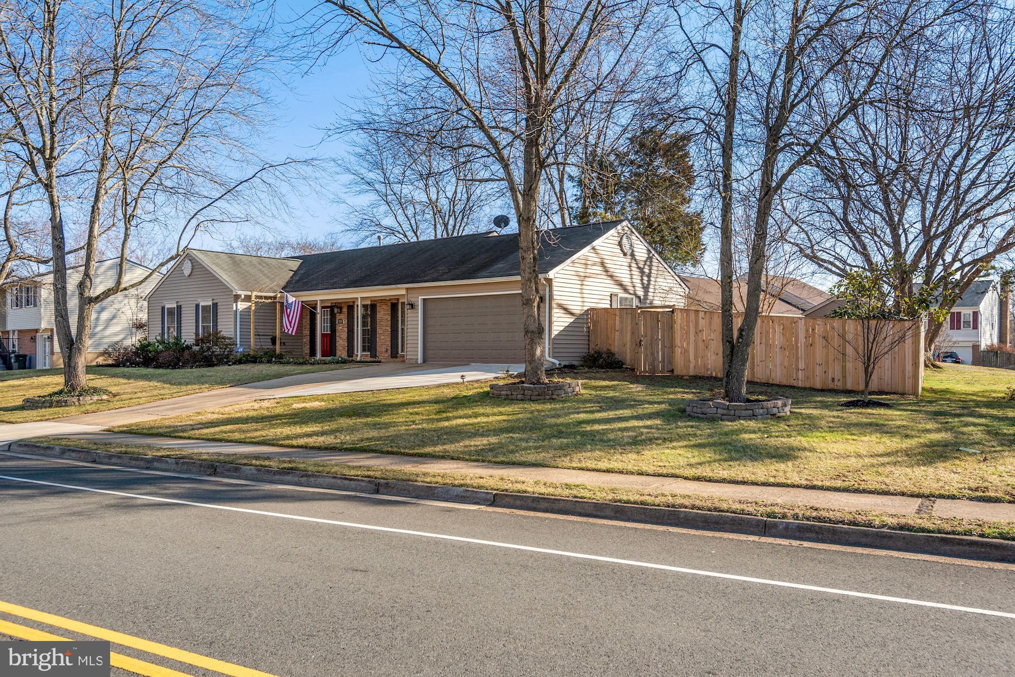 STONEYBROOKE - Residential