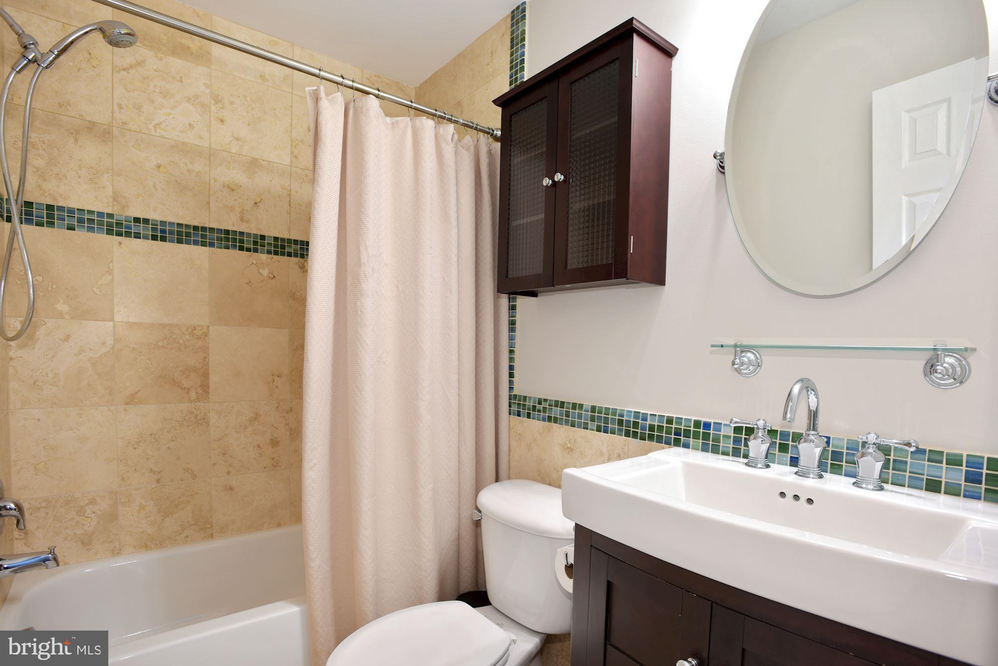 STONEYBROOKE - Residential