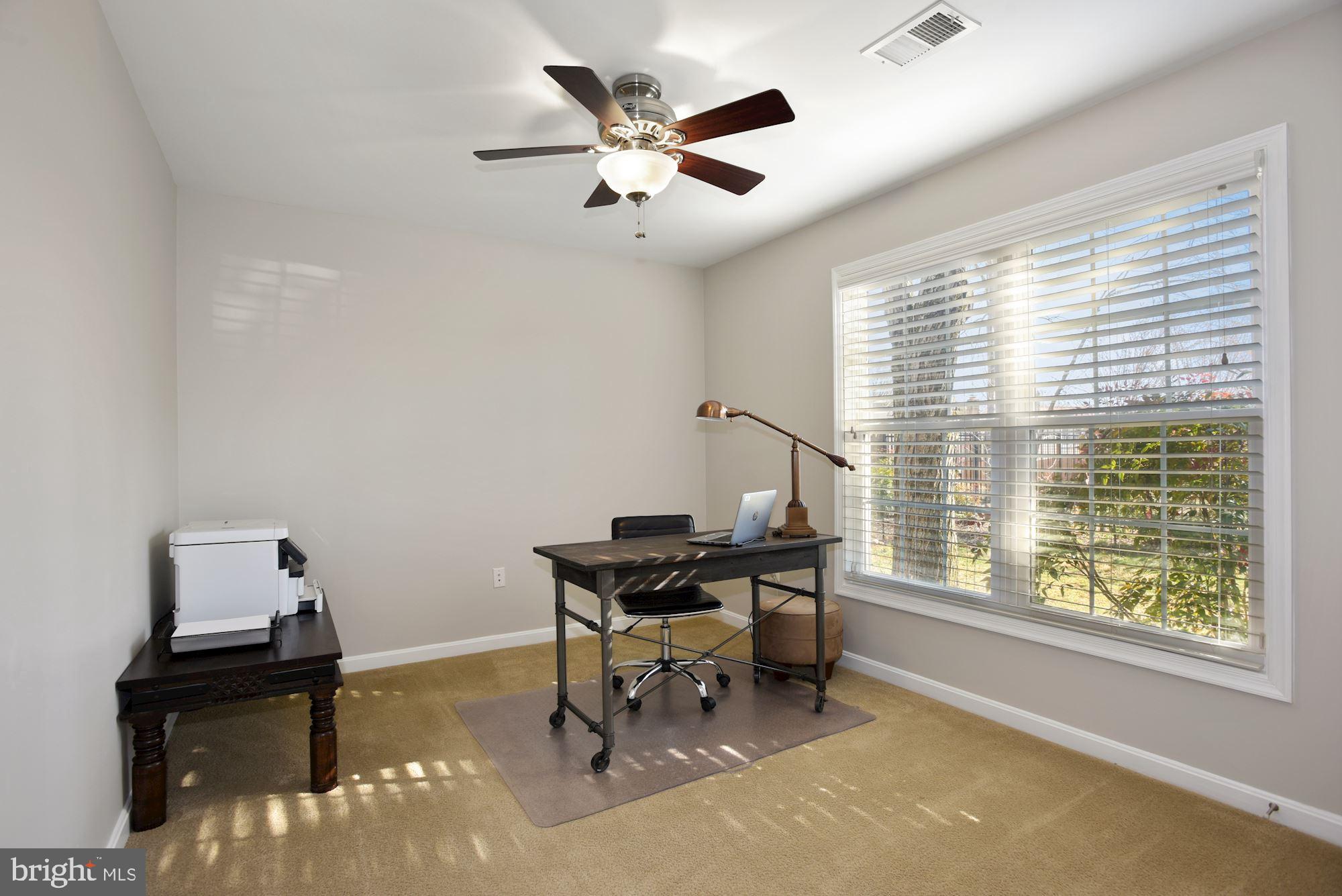 STONEYBROOKE - Residential