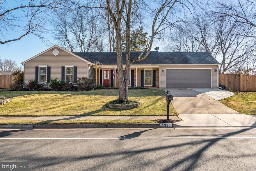 One-of-a-kind home in Stoneybrooke.  Home custom built n 2008 and further refined in 2014 to include an extra-large TWO-CAR GARAGE and expanded driveway, separate breakfast room with a wall of cabinets expanding the gourmet kitchen, and widened central hallway!  Vaulted ceilings in family room off kitchen with skylights and expansive entry into the screened-in porch.  The owners installed two solar tubes for more natural light!  Light, bright, and inviting living.  Entire home completely painted and ready to be your new home!  Three bedrooms are situated in their own enclave with two baths.   The primary bath includes a sumptuous shower, double sinks, and designer tile.   An additional fourth bedroom off the family room is perfectly situated as the perfect home office for work-from-home.  An inviting screened-in porch off the new breakfast room with entry from the family room is a welcome surprise.  A large, fully-fenced level yard with a built-in shed and entry door into the garage leaves nothing to be done except move in and enjoy the upcoming Spring season!
The kitchen is complete with KraftMaid Cabinetry, quality stainless appliances, recessed lighting, and solar tubes for natural light! 

Spring is coming and the yard blooms beautifully when it is here.  The owners also planted apples, blackberries, figs, and grapes.