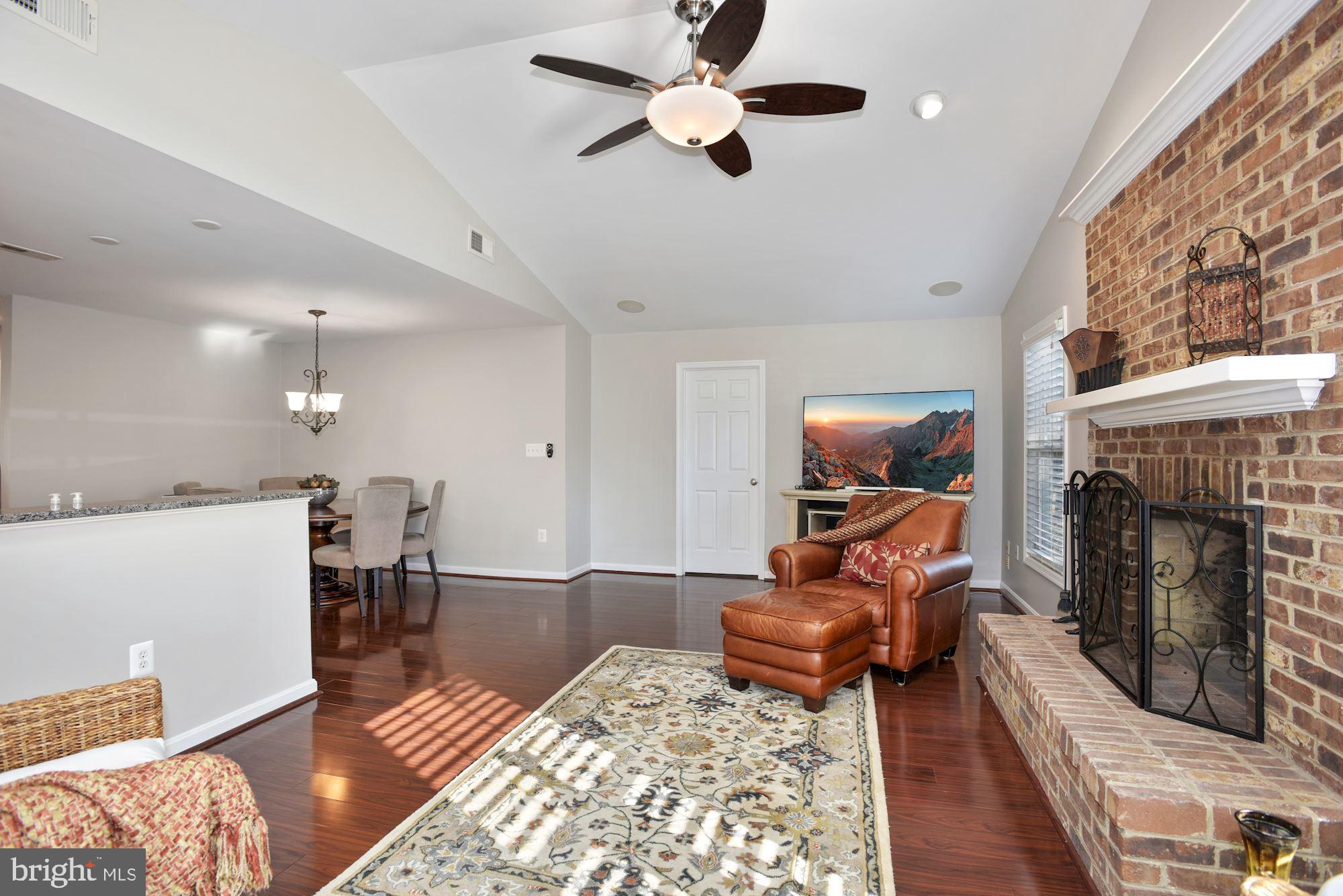 STONEYBROOKE - Residential