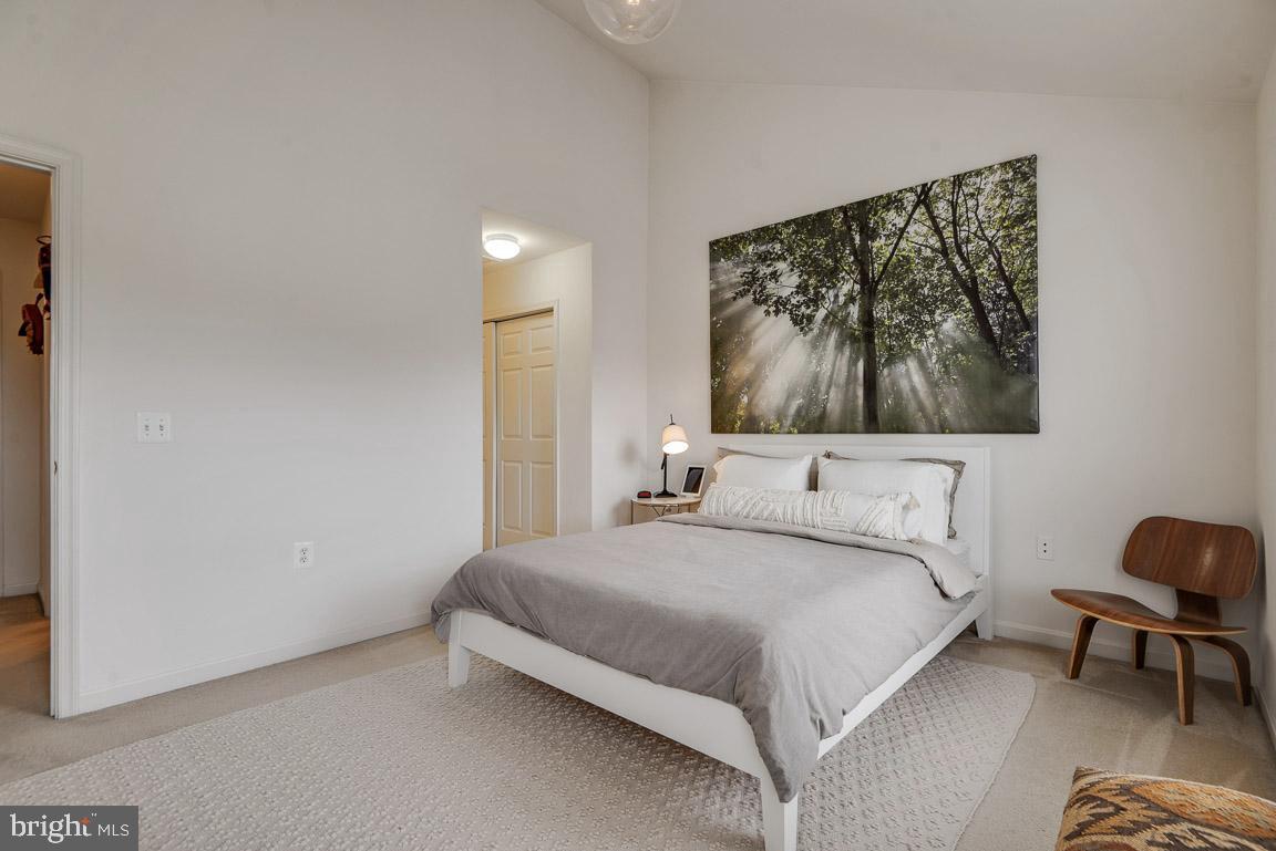 PARKSIDE AT DULLES - Residential