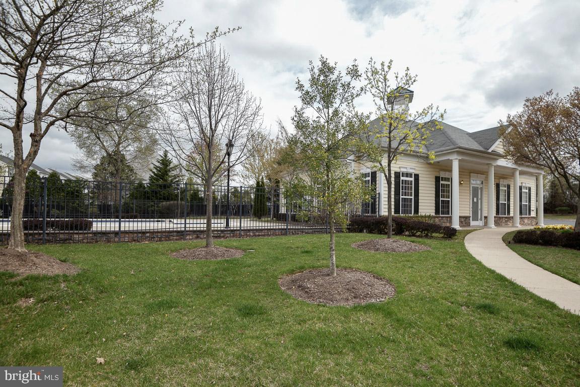 PARKSIDE AT DULLES - Residential