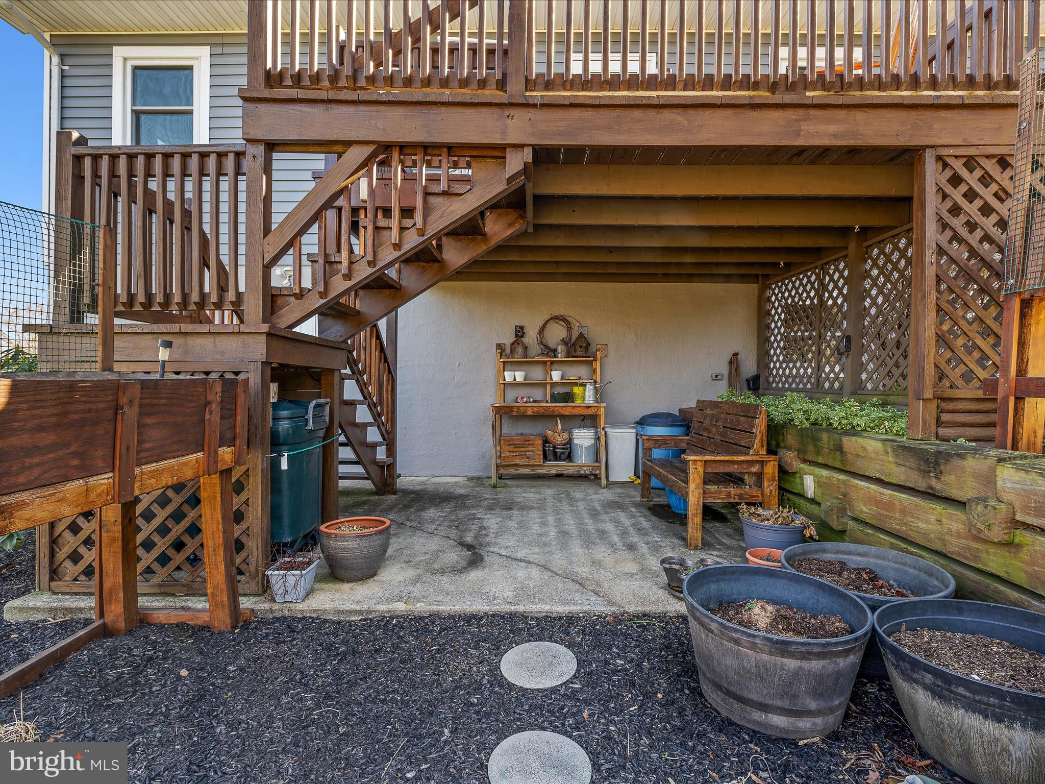 HOLLIS MANOR - Residential