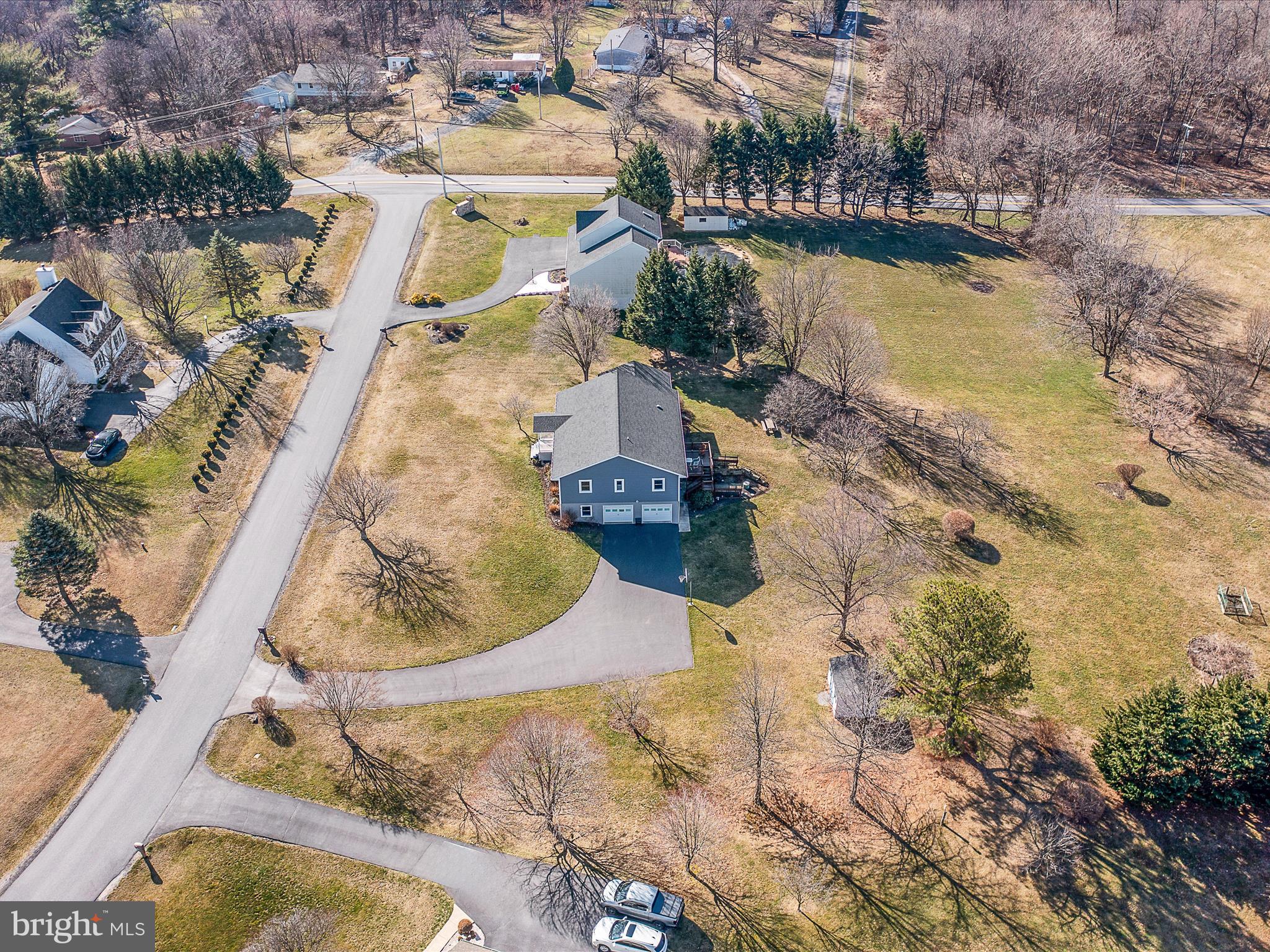 HOLLIS MANOR - Residential