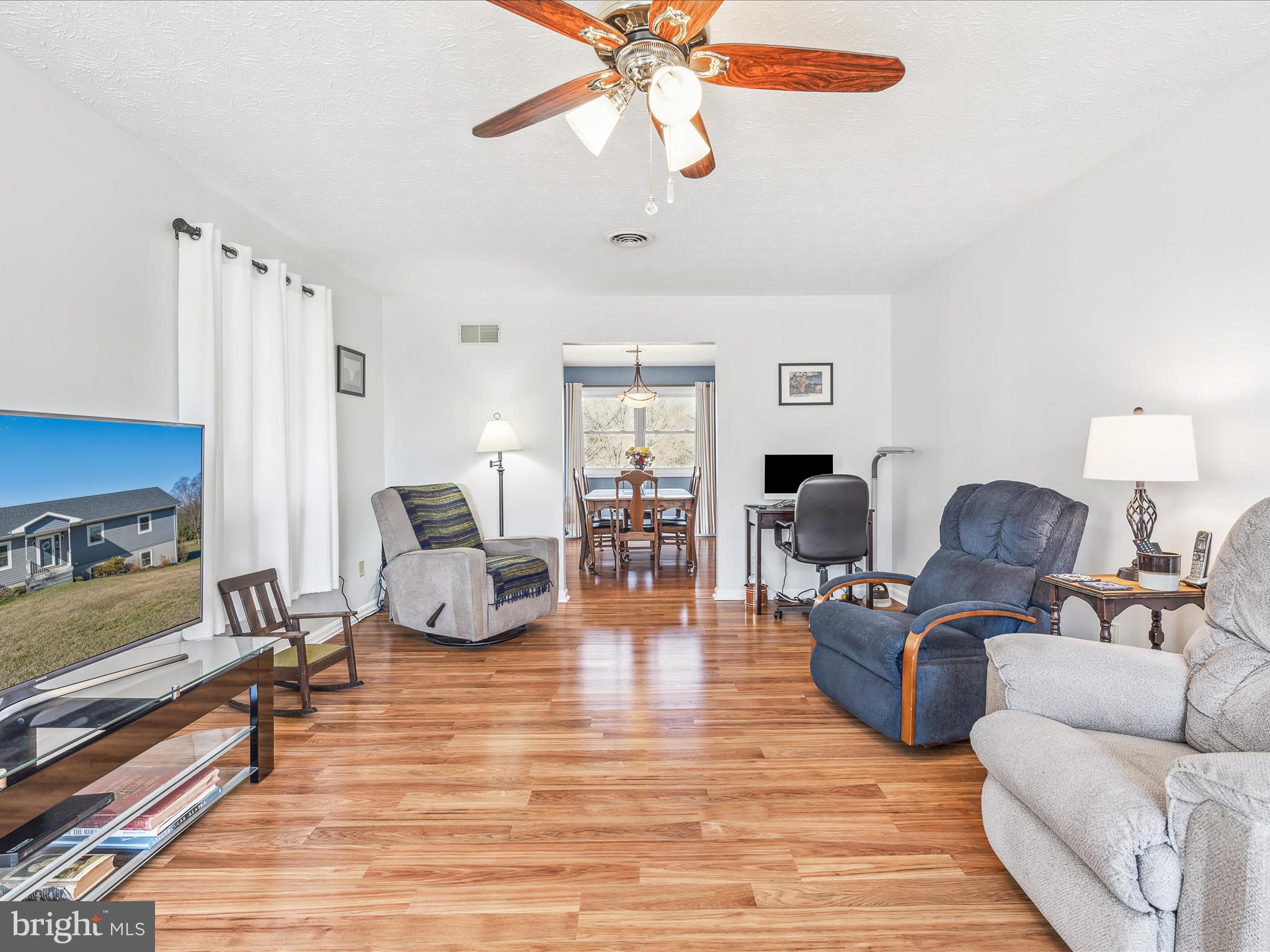 HOLLIS MANOR - Residential