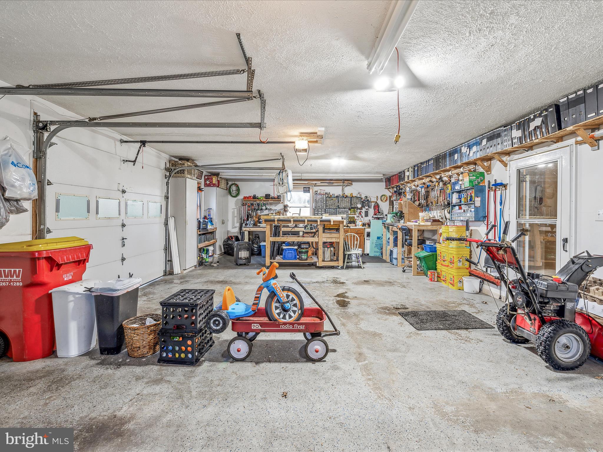 HOLLIS MANOR - Residential