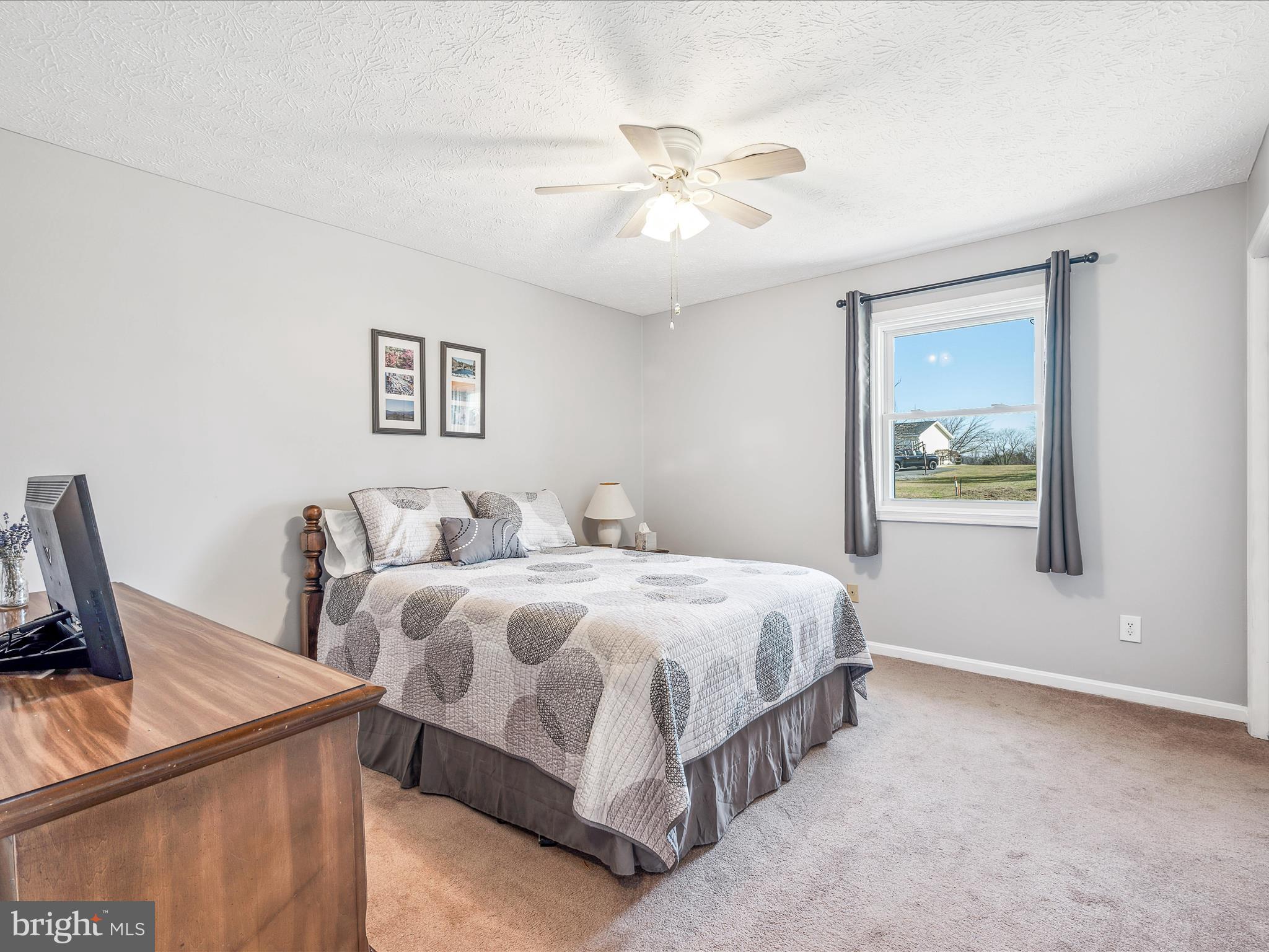 HOLLIS MANOR - Residential