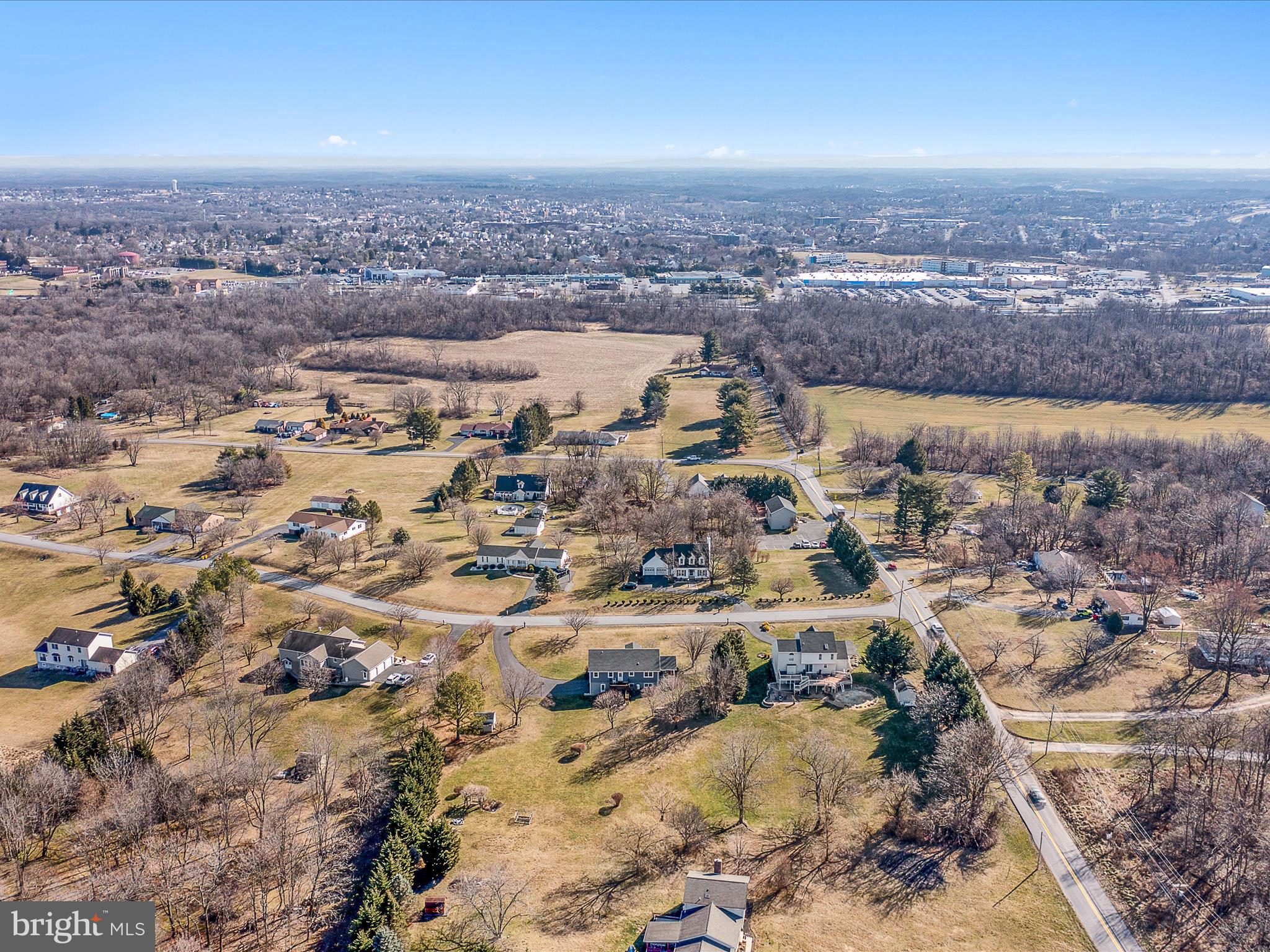 HOLLIS MANOR - Residential