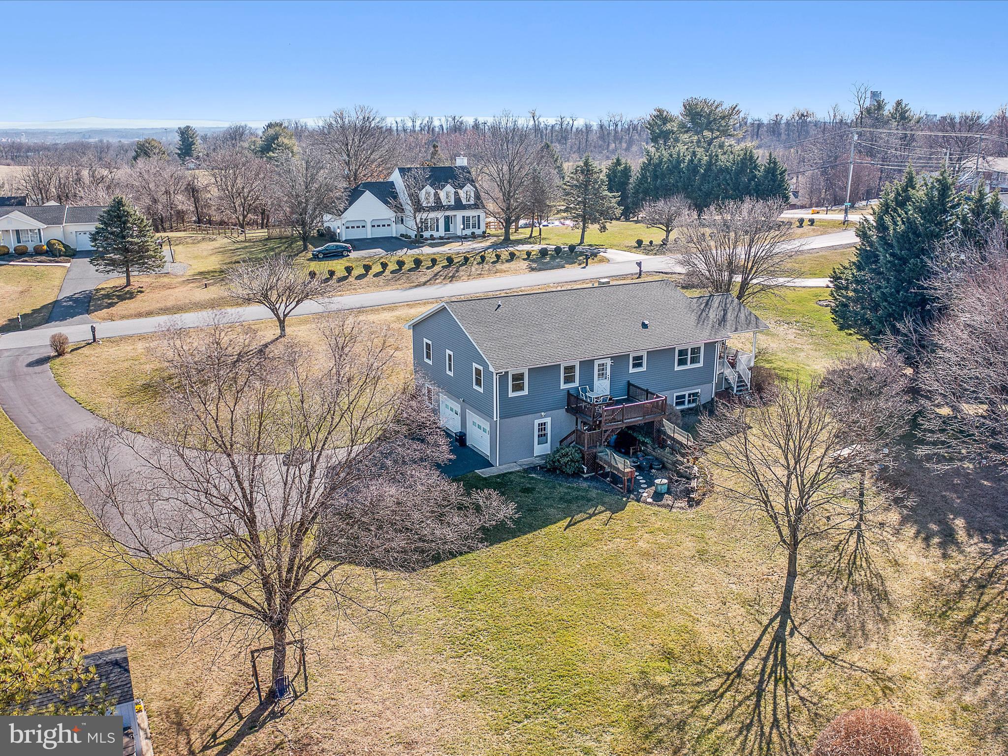 HOLLIS MANOR - Residential