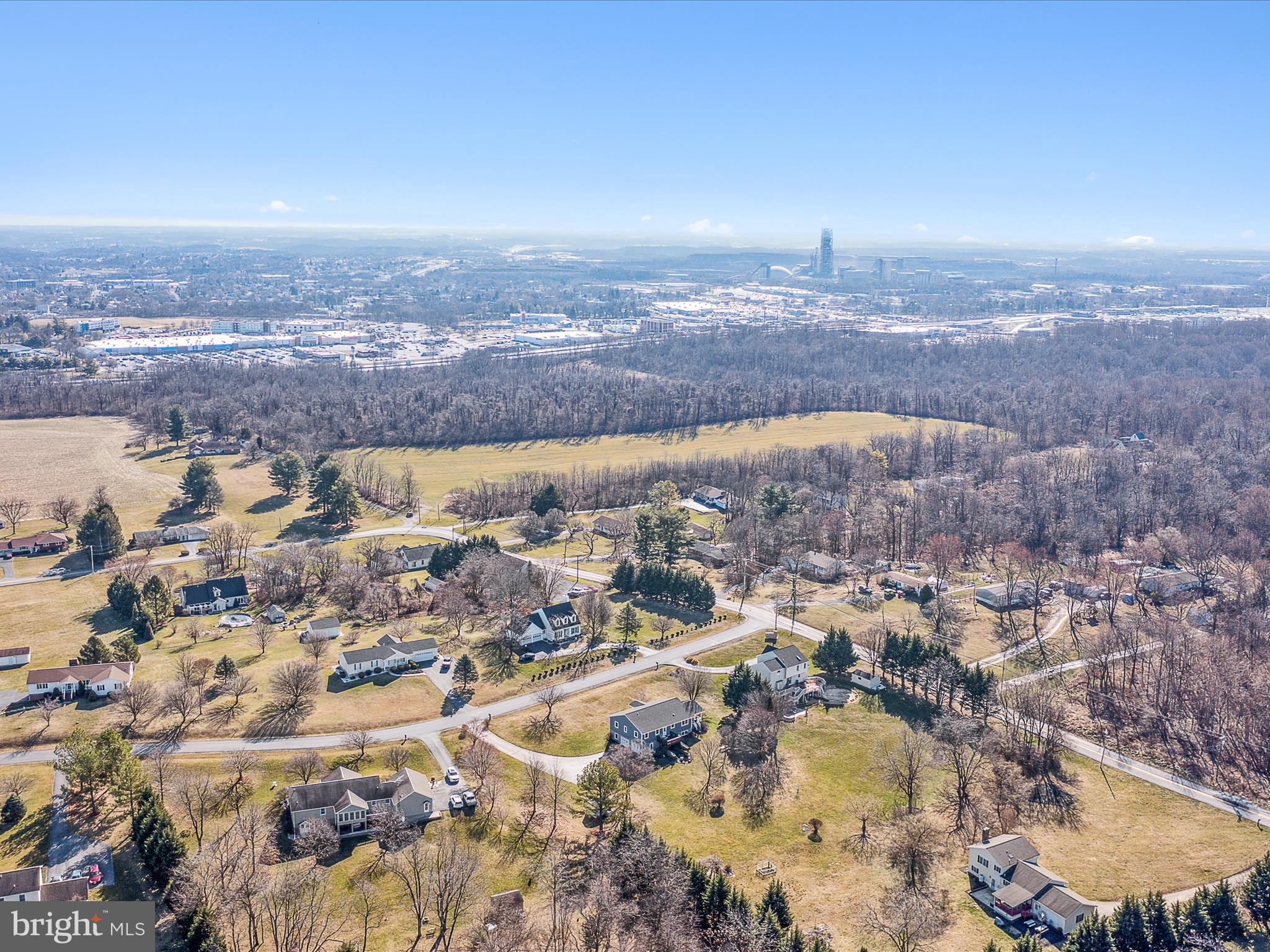 HOLLIS MANOR - Residential