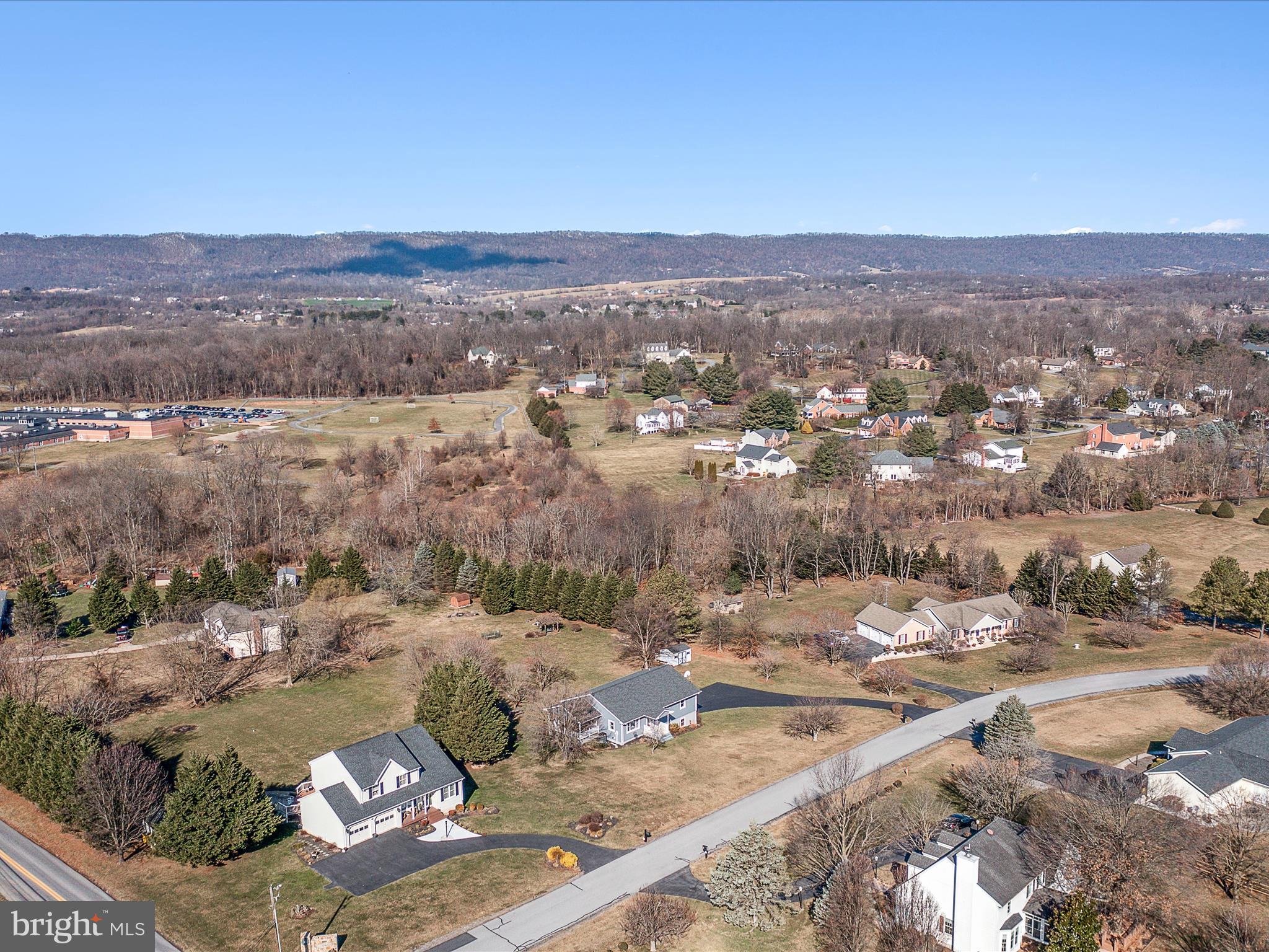 HOLLIS MANOR - Residential