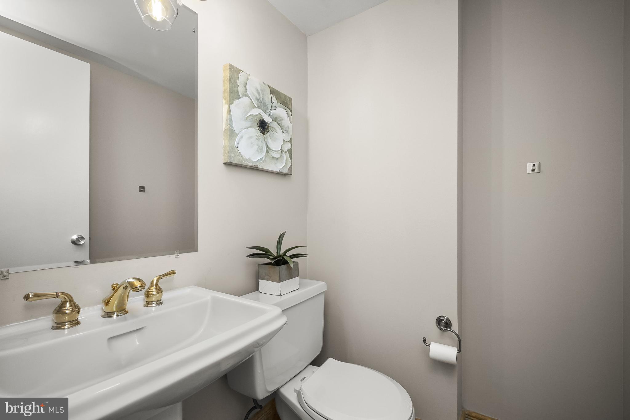 RED COAT WOODS - Residential