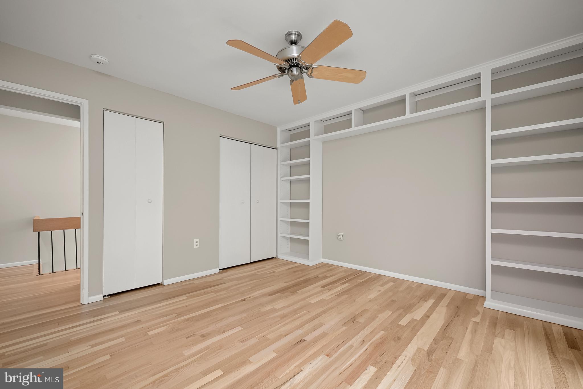 RED COAT WOODS - Residential