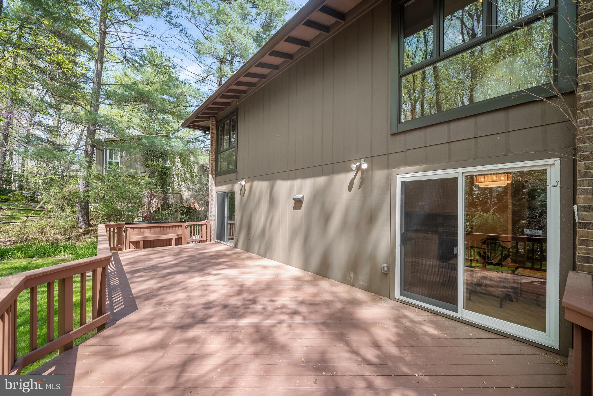 RED COAT WOODS - Residential