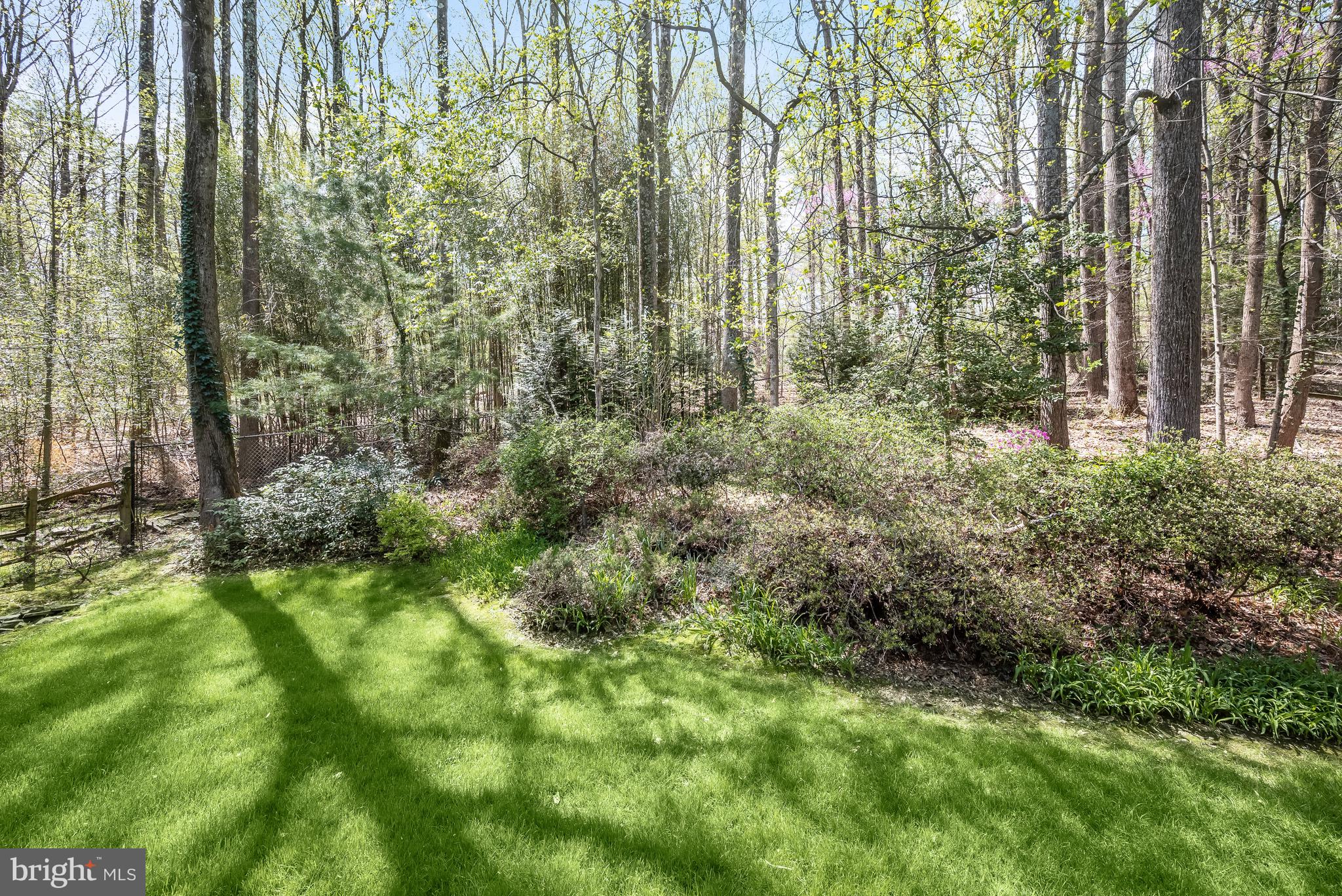 RED COAT WOODS - Residential