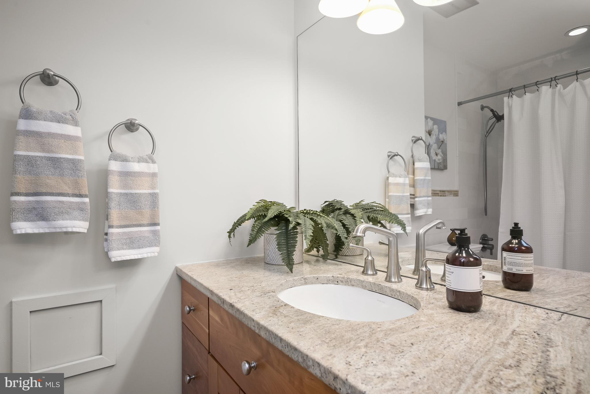 RED COAT WOODS - Residential