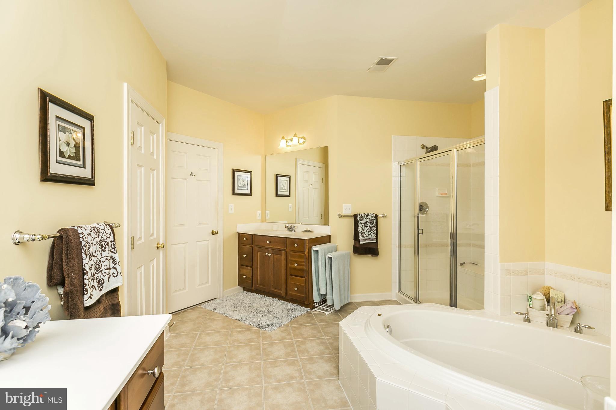 PERRY HALL MEADOWS - Residential