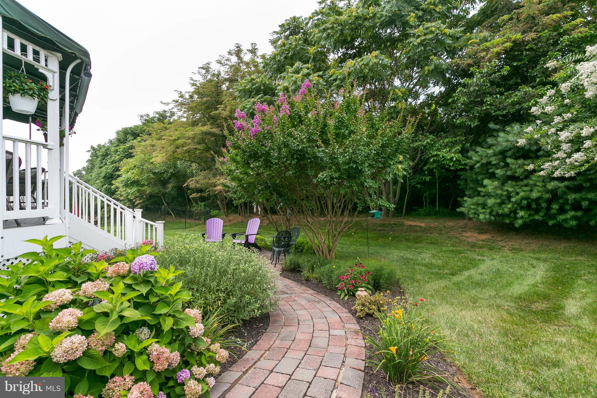 PERRY HALL MEADOWS - Residential