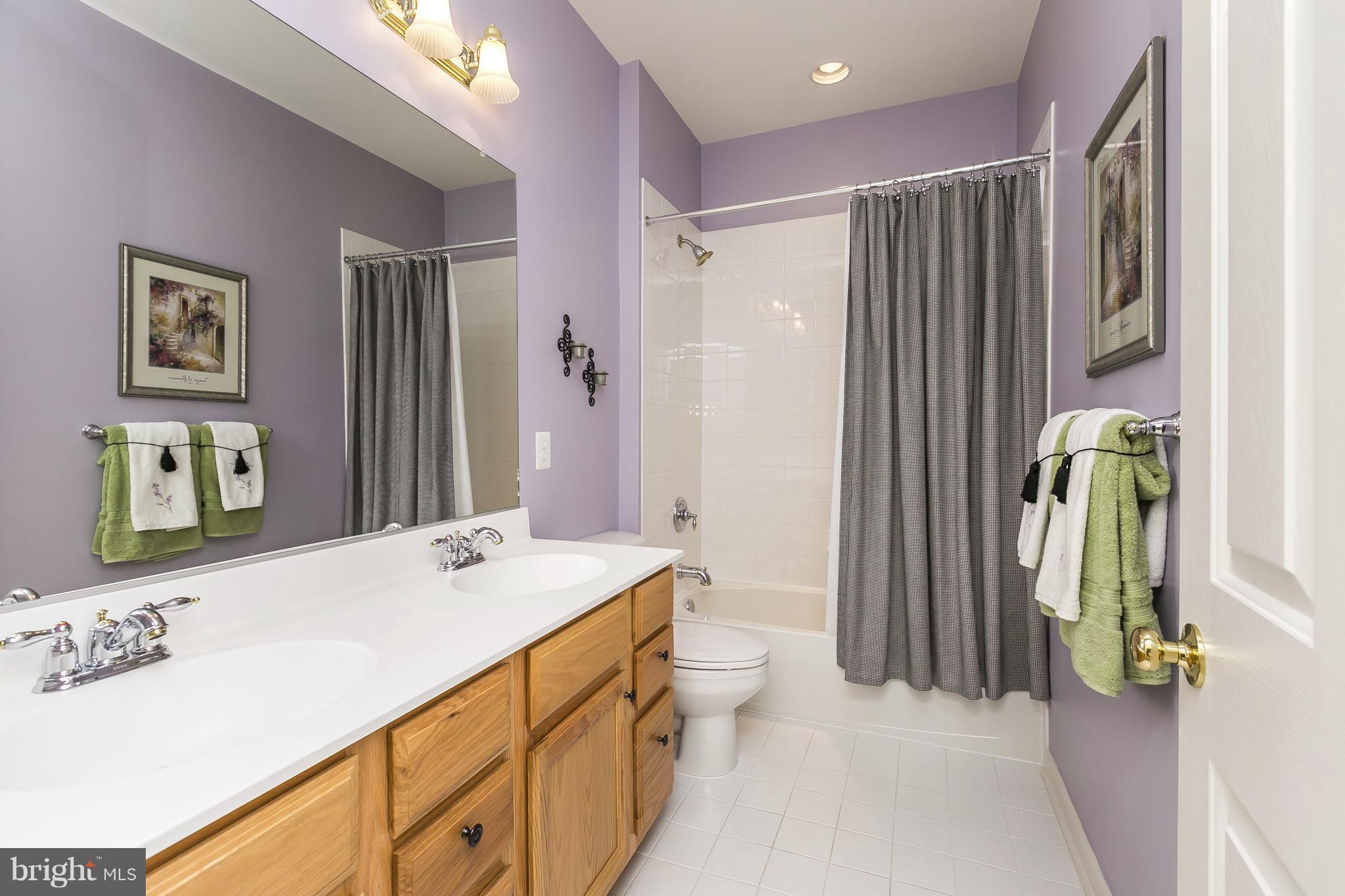 PERRY HALL MEADOWS - Residential