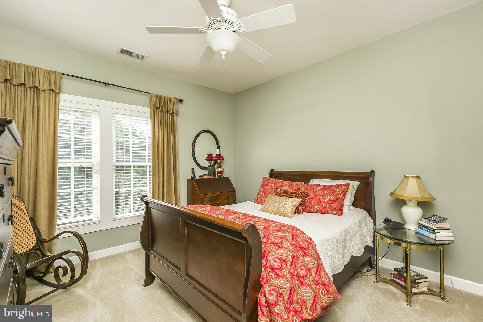 PERRY HALL MEADOWS - Residential