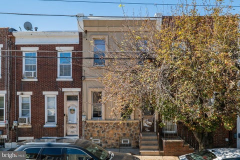 Townhouse For Sale - 2560 E Ann Street<br/> PHILADELPHIA, PA 19134