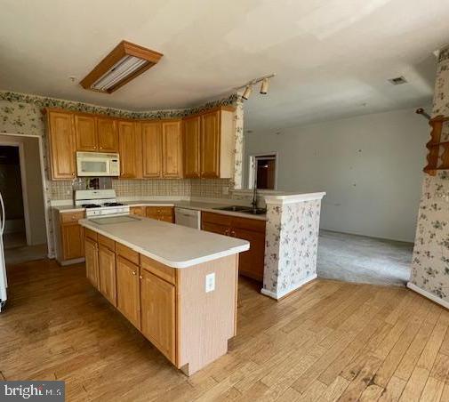 TAYLOR RIDGE - Residential