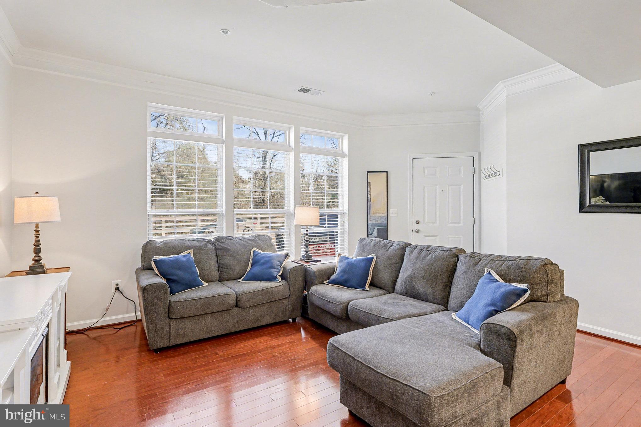 HEATHCOTE COMMONS CONDOMINIUMS - Residential