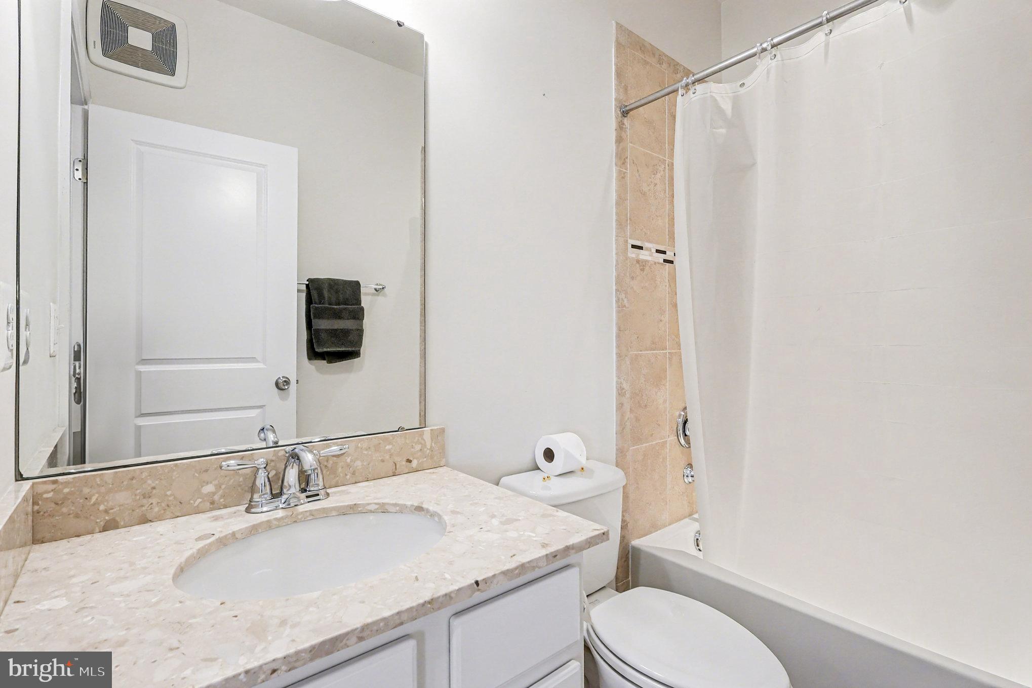 HEATHCOTE COMMONS CONDOMINIUMS - Residential