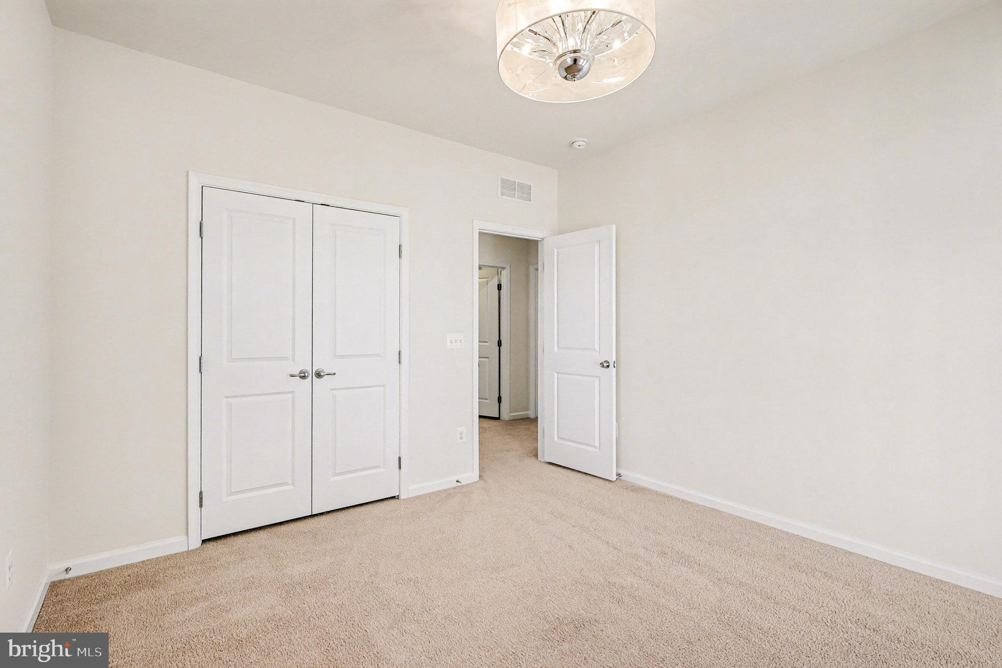 HEATHCOTE COMMONS CONDOMINIUMS - Residential