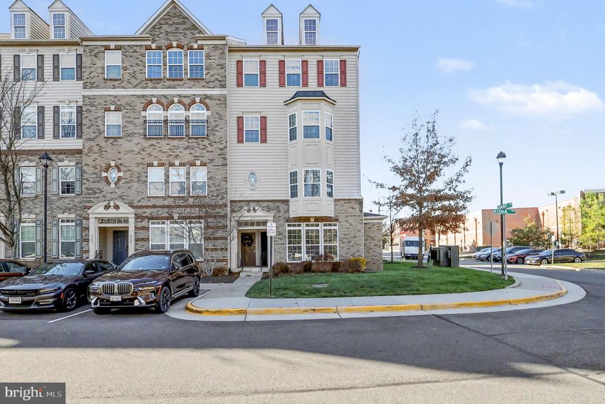 5.25% assumable VA loan.  CHARMING END UNIT TOWNHOME STYLE CONDO WITH PLENTIFUL PARKING.  Excellent condition! This 2 level 3BR/2.5BA end unit w/ attached 1- Car Garage is located in highly sought after Heathcote Commons. Over 1600 sq ft.  Kitchen has stainless steel appliances and granite countertops along with ample cabinet space for storage.  Convenient half bath located on lower level as well. Upper level has spacious primary bedroom suite with bay window seating area with two separate closets including one walk-in. Primary bathroom features dual sink vanity, separate shower.  Upstairs also features generously sized 2nd and 3rd bedrooms with oversized closets. One guest room has balcony access. Laundry/Utility room on second level has washer & dryer. Tons of natural light and additional windows.  Ample parking within a few feet of front door. Easy access to major highways, UVA Medical Center, public transportation, schools, dining, shops and craft breweries and wineries. Many walking/biking trails close by. Condo amenities include swimming pool, club house and playground. Water, trash service and landscaping are also included as part of monthly condo fee. Come fall in love with this amazing home.