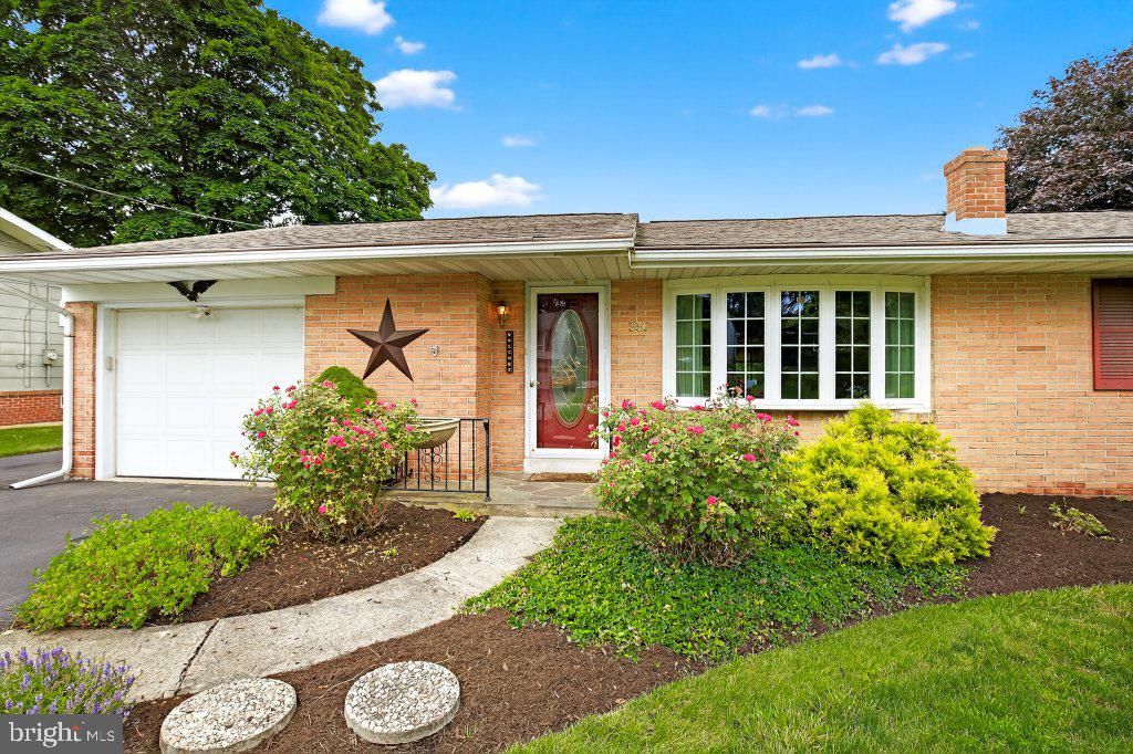 Photo of 336 Nolt Avenue, WILLOW STREET, PA 17584 (MLS # PALA2072704)