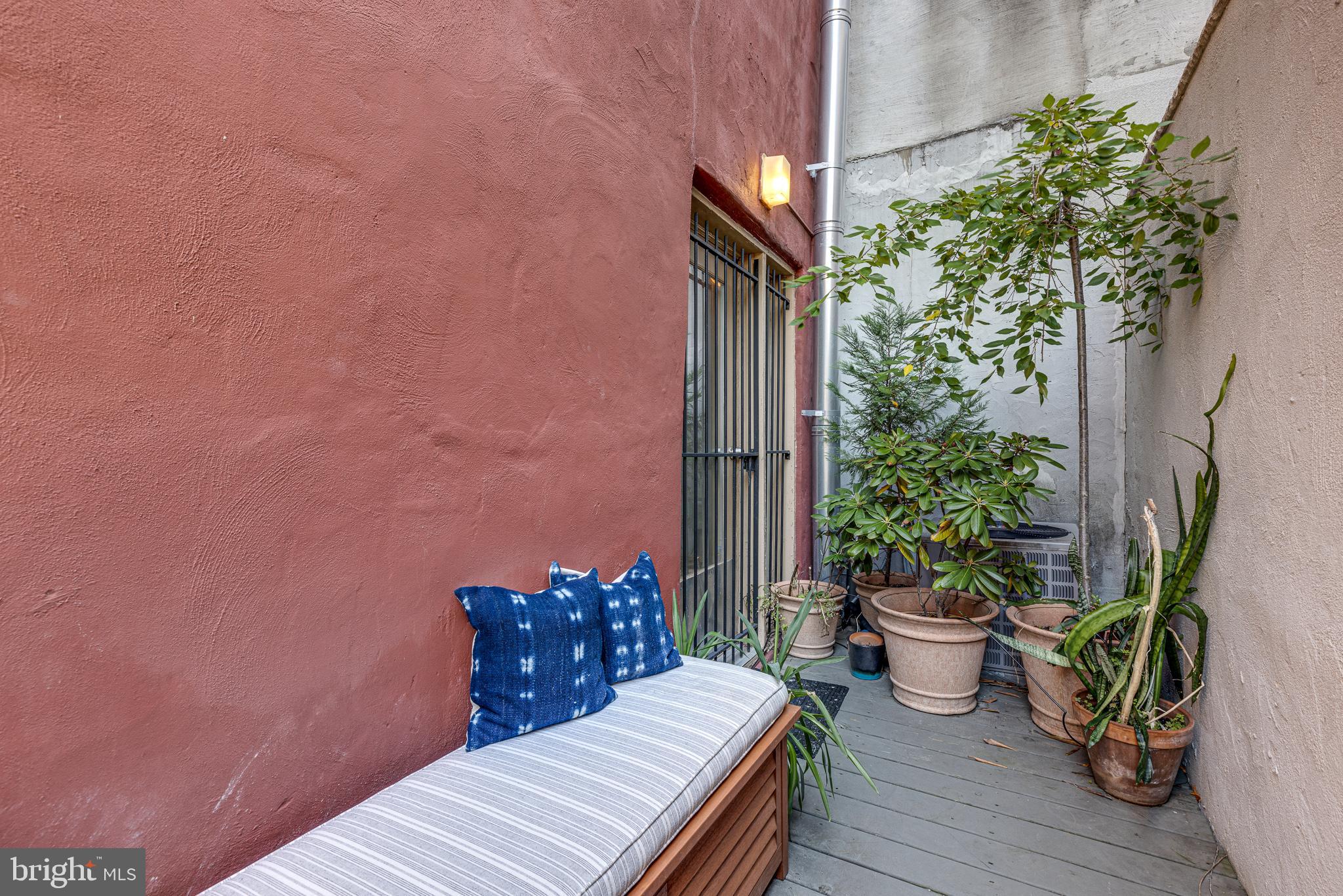 GRADUATE HOSPITAL - Residential