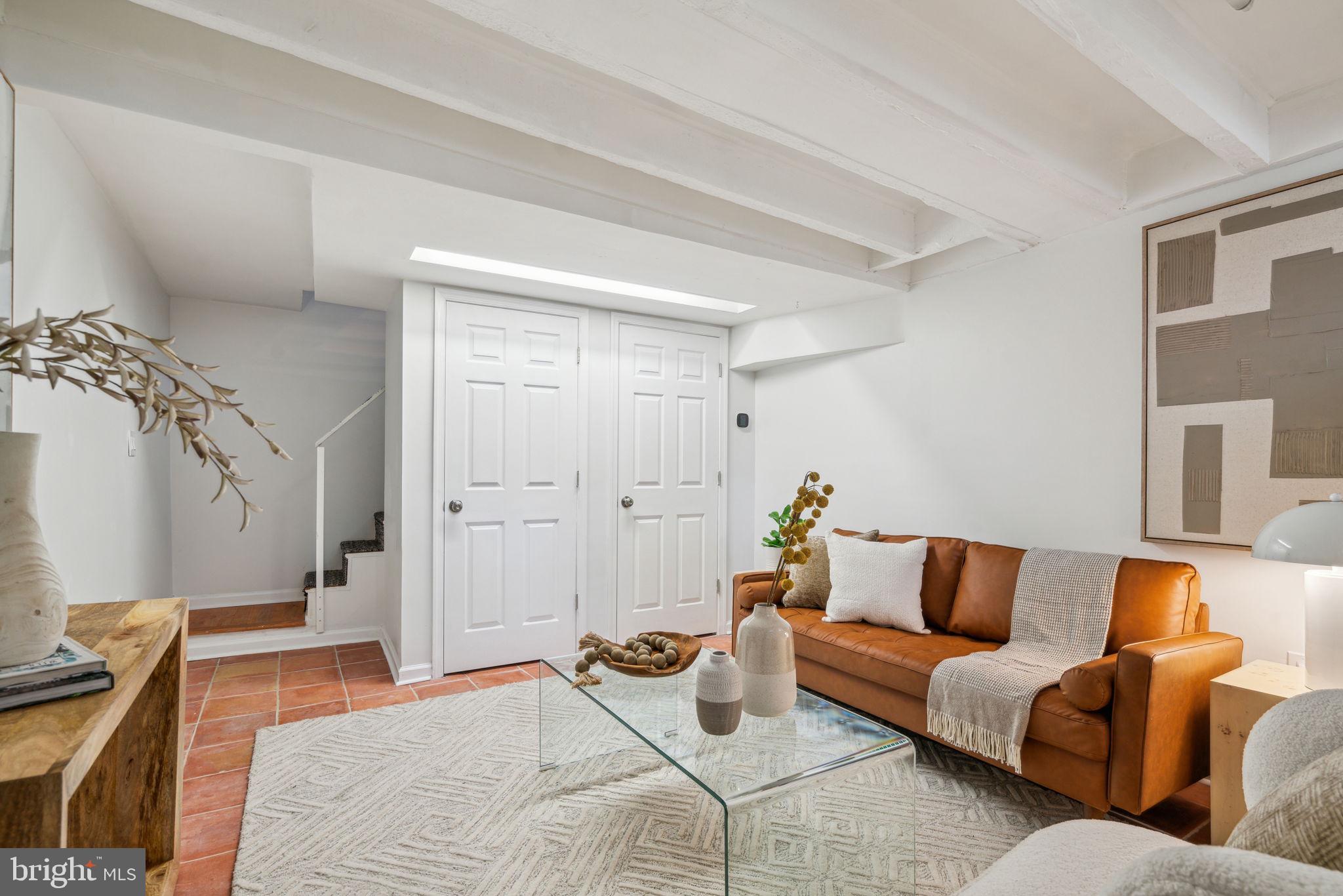 GRADUATE HOSPITAL - Residential